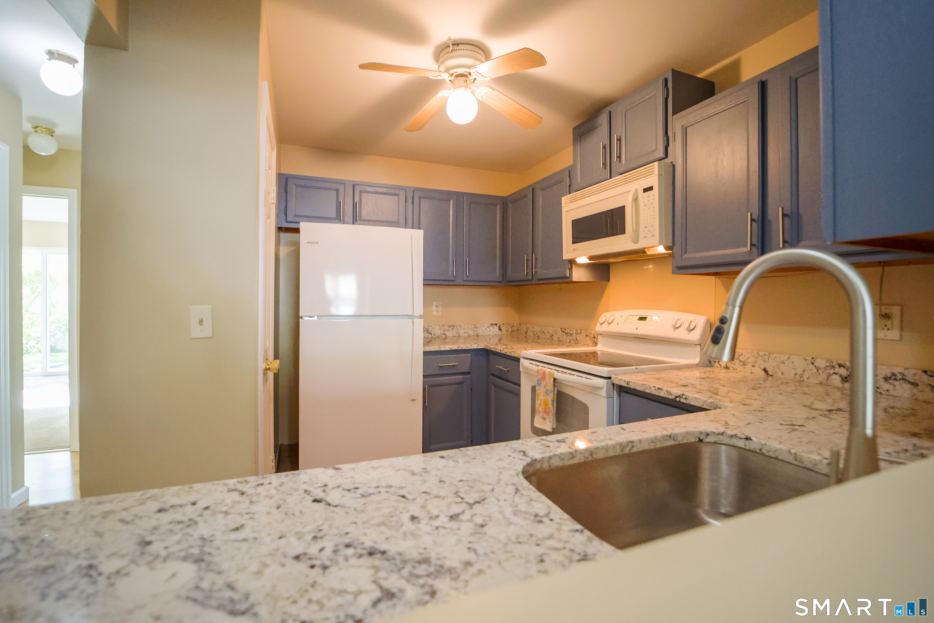136 Pembroke Road 3-21