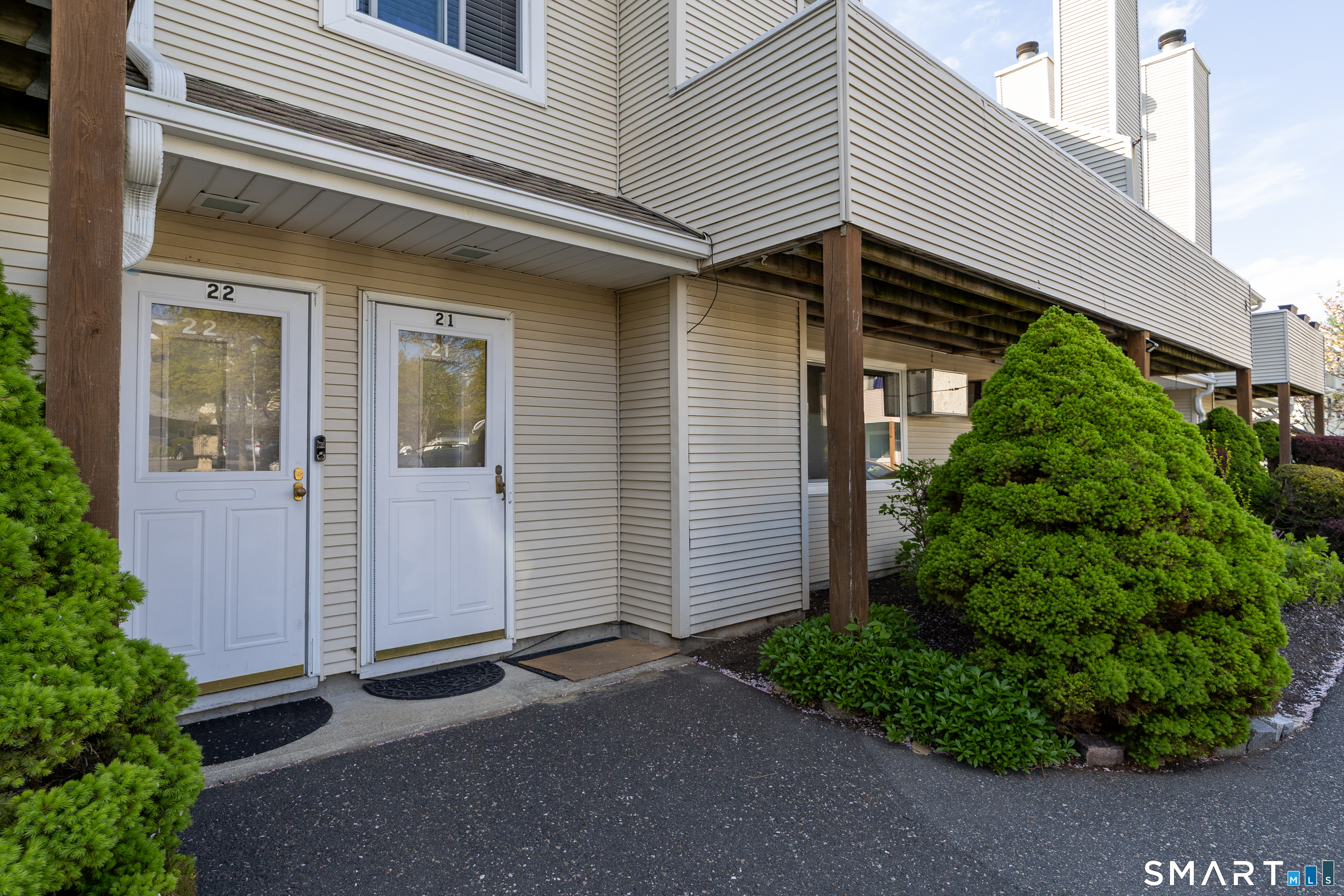 136 Pembroke Road 3-21
