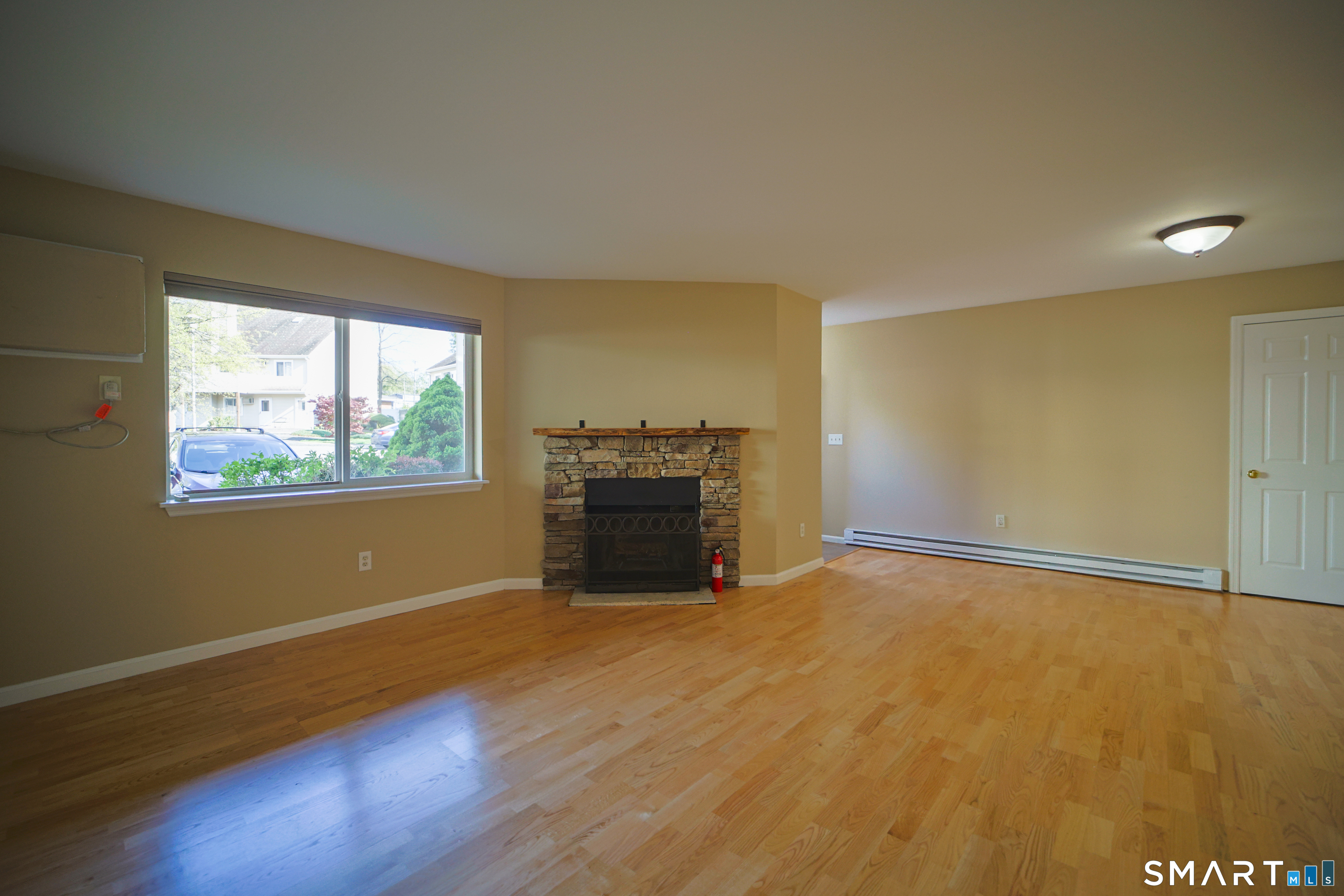 136 Pembroke Road 3-21