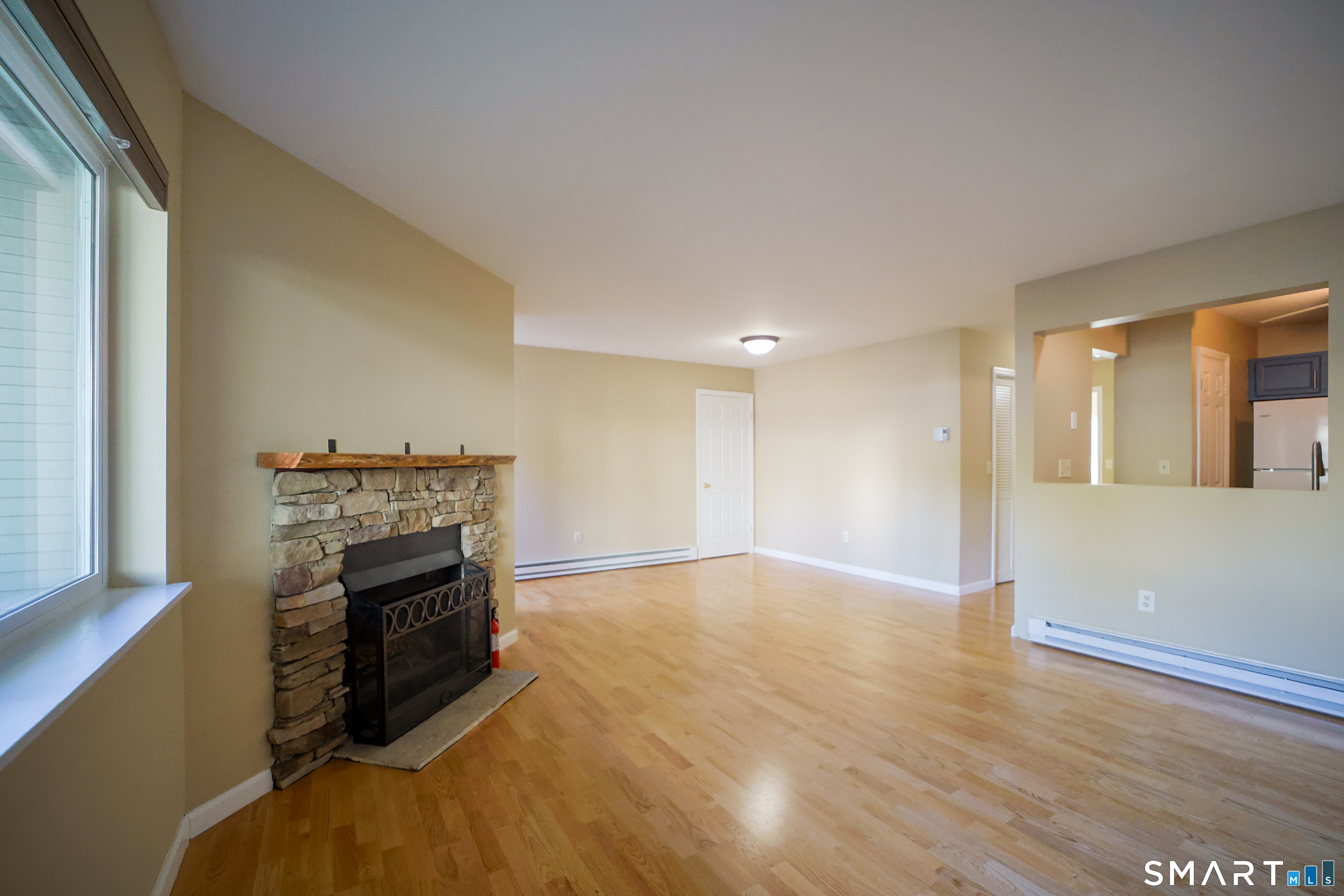 136 Pembroke Road 3-21