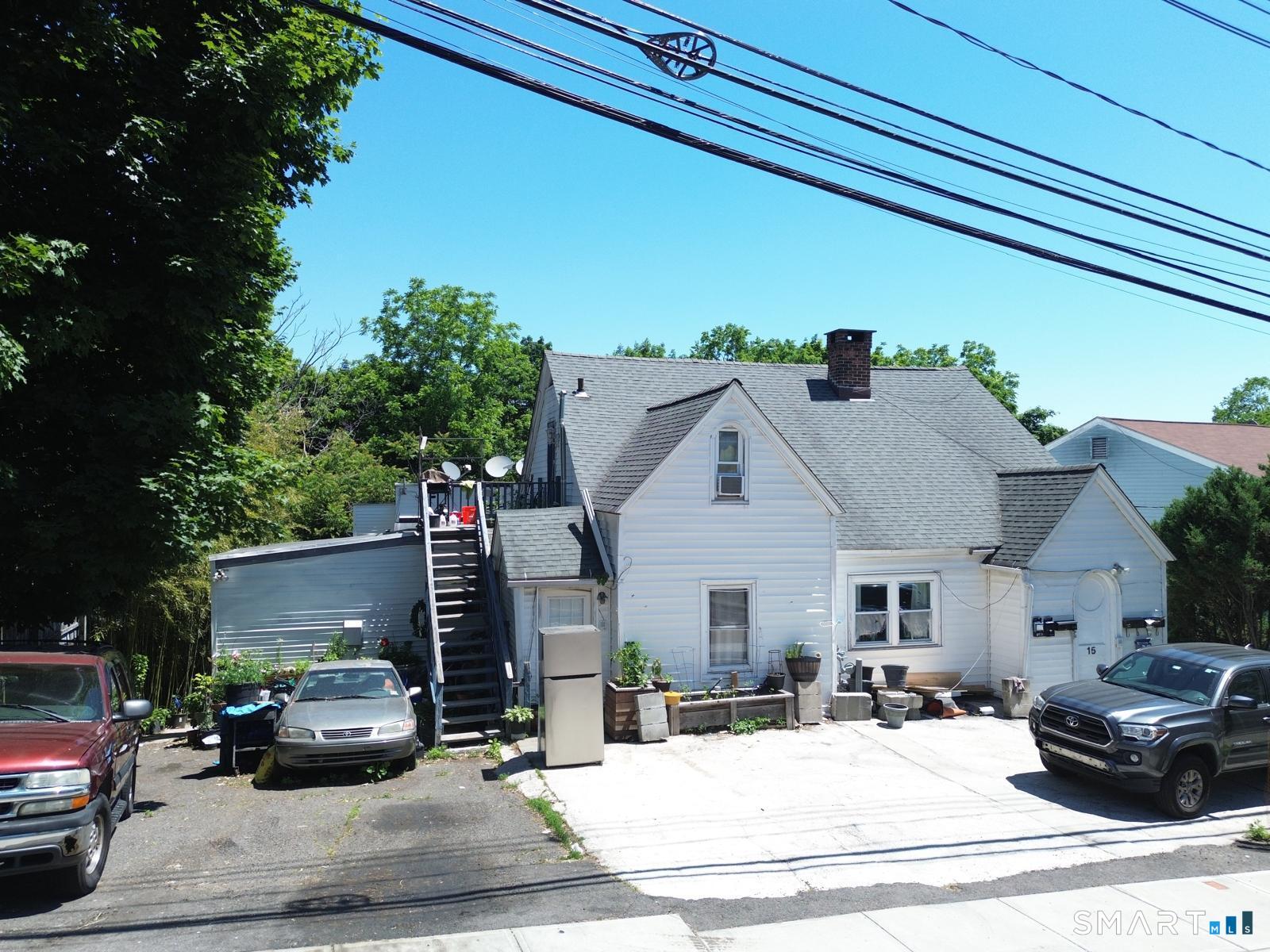 15 Spring Hill Avenue