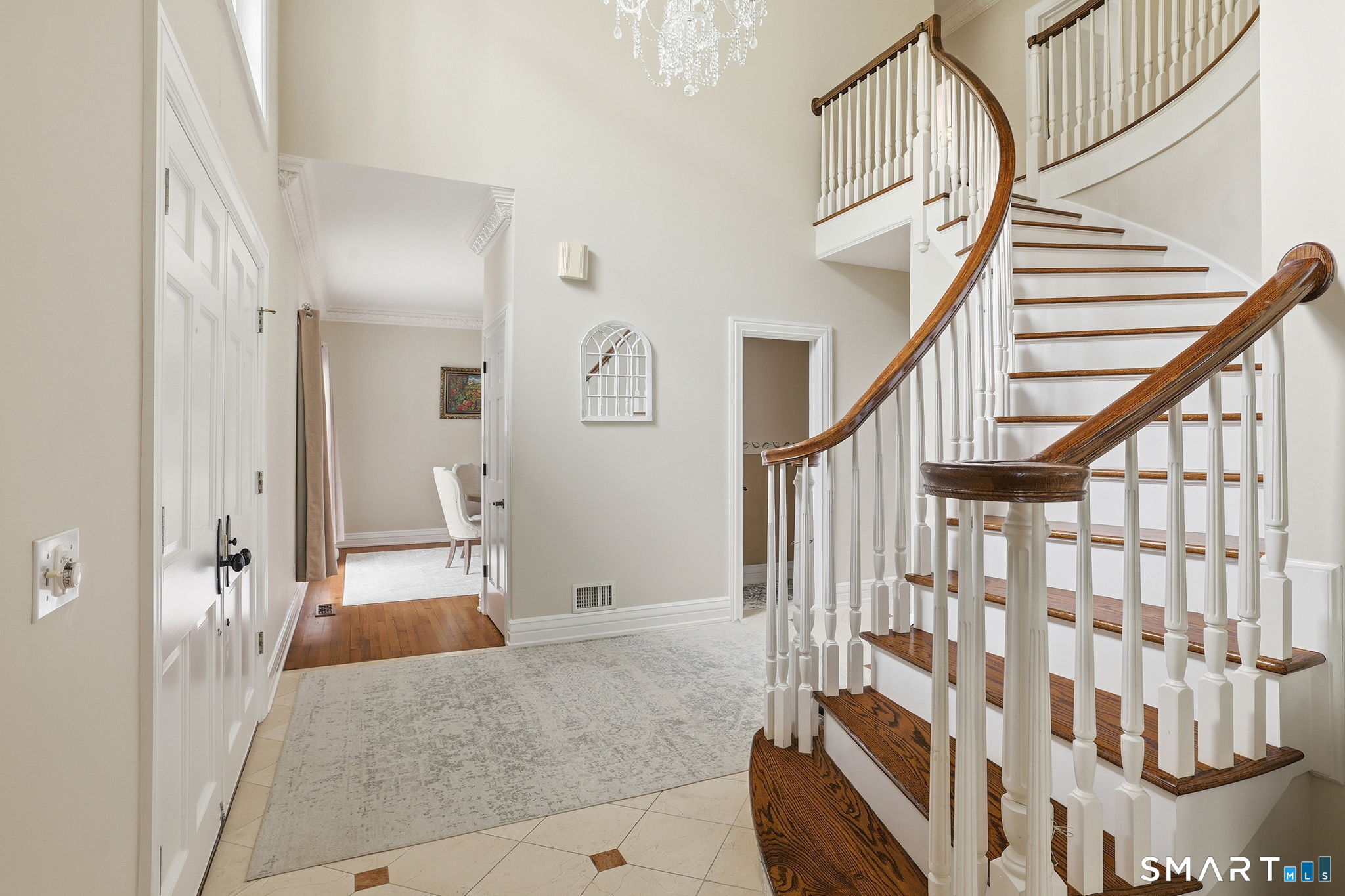 18 West Haviland Lane
