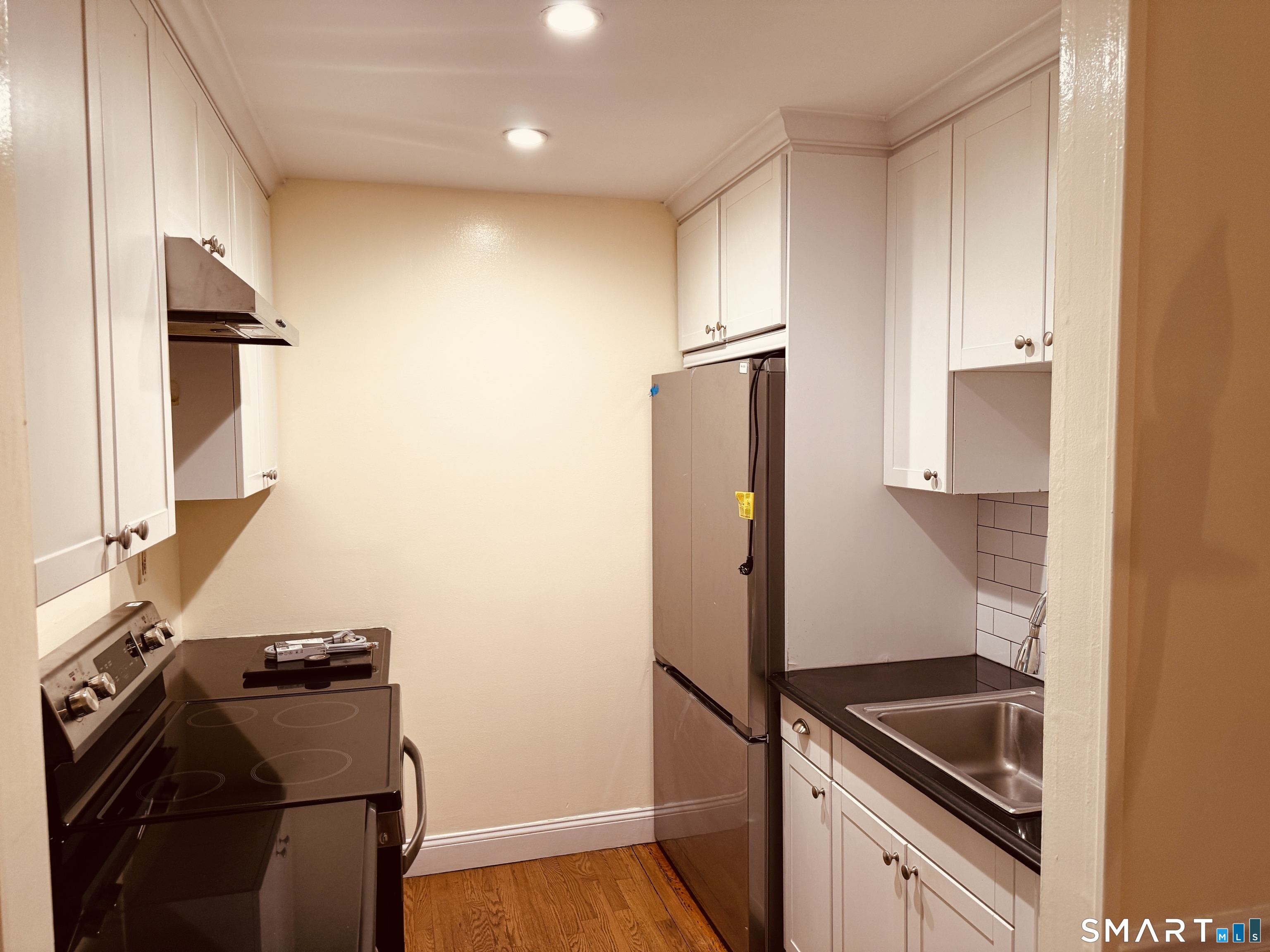 11 Belltown Road Unit: 1