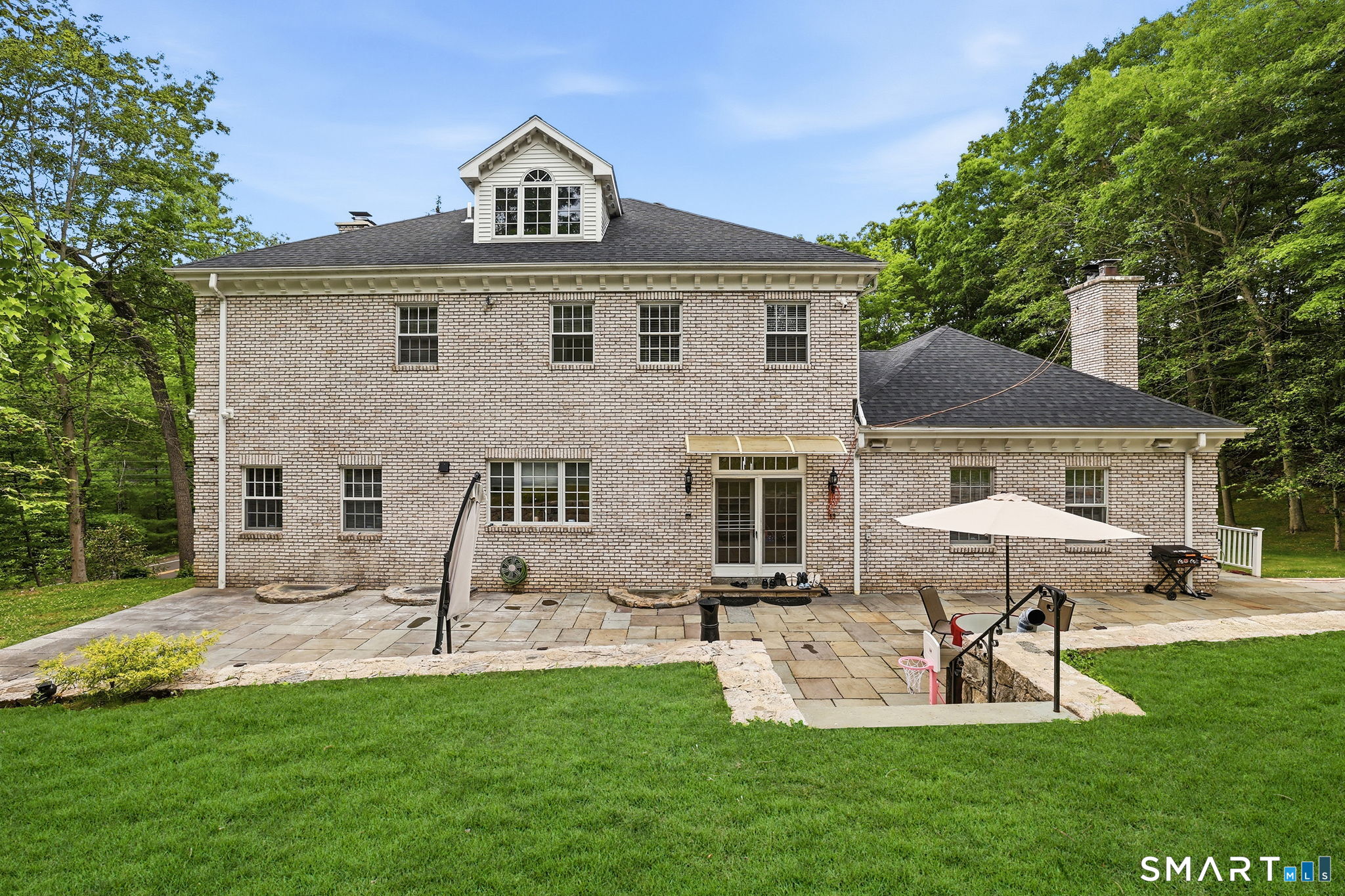 18 West Haviland Lane B