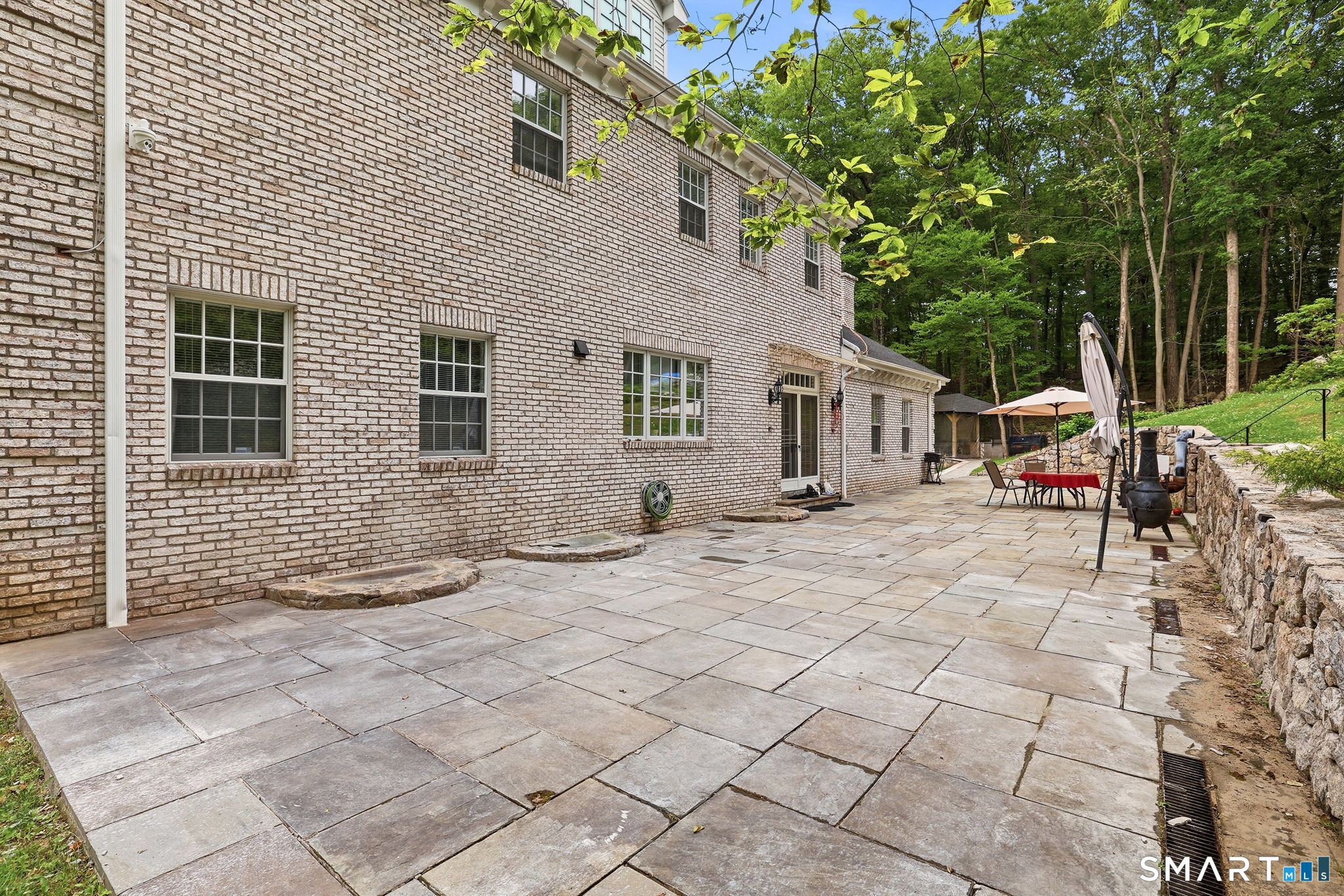 18 West Haviland Lane B