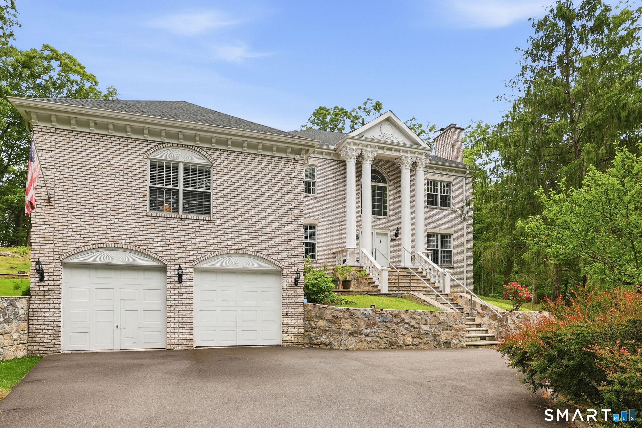 18 West Haviland Lane B