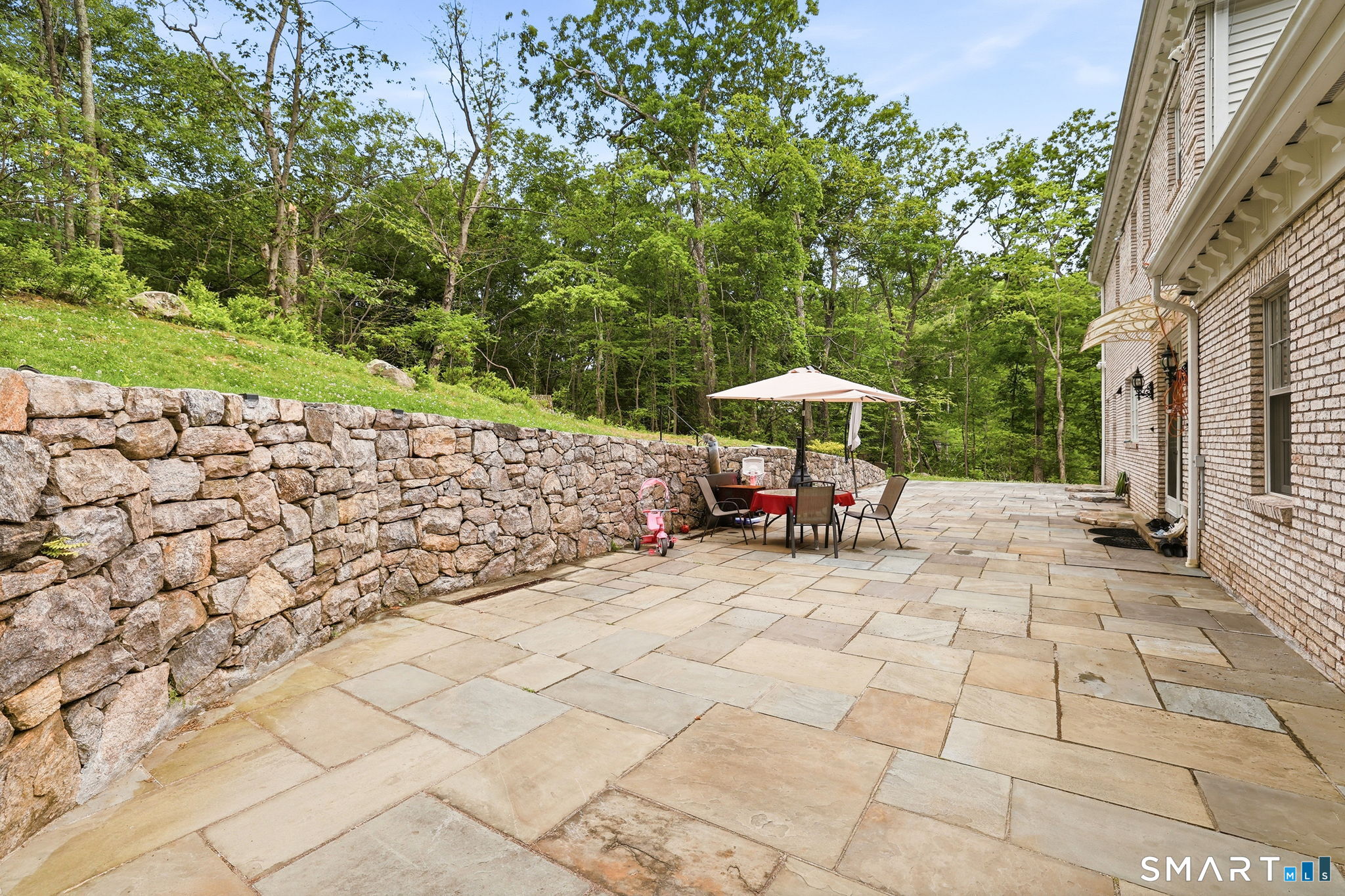 18 West Haviland Lane B