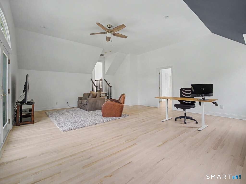125 Skunk Lane