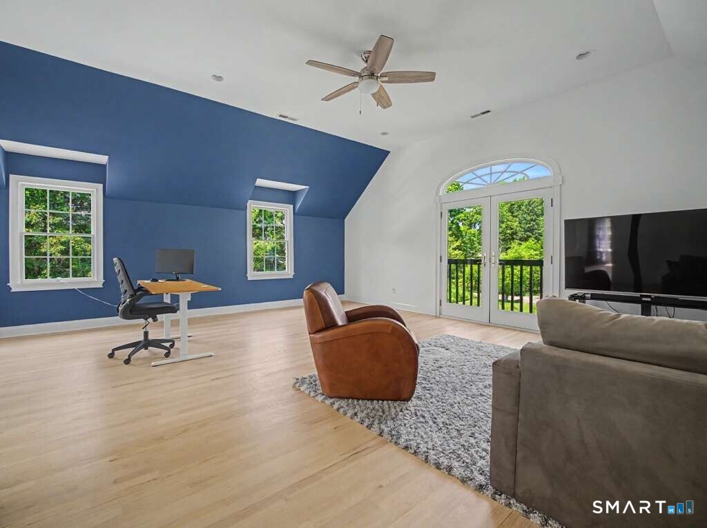 125 Skunk Lane