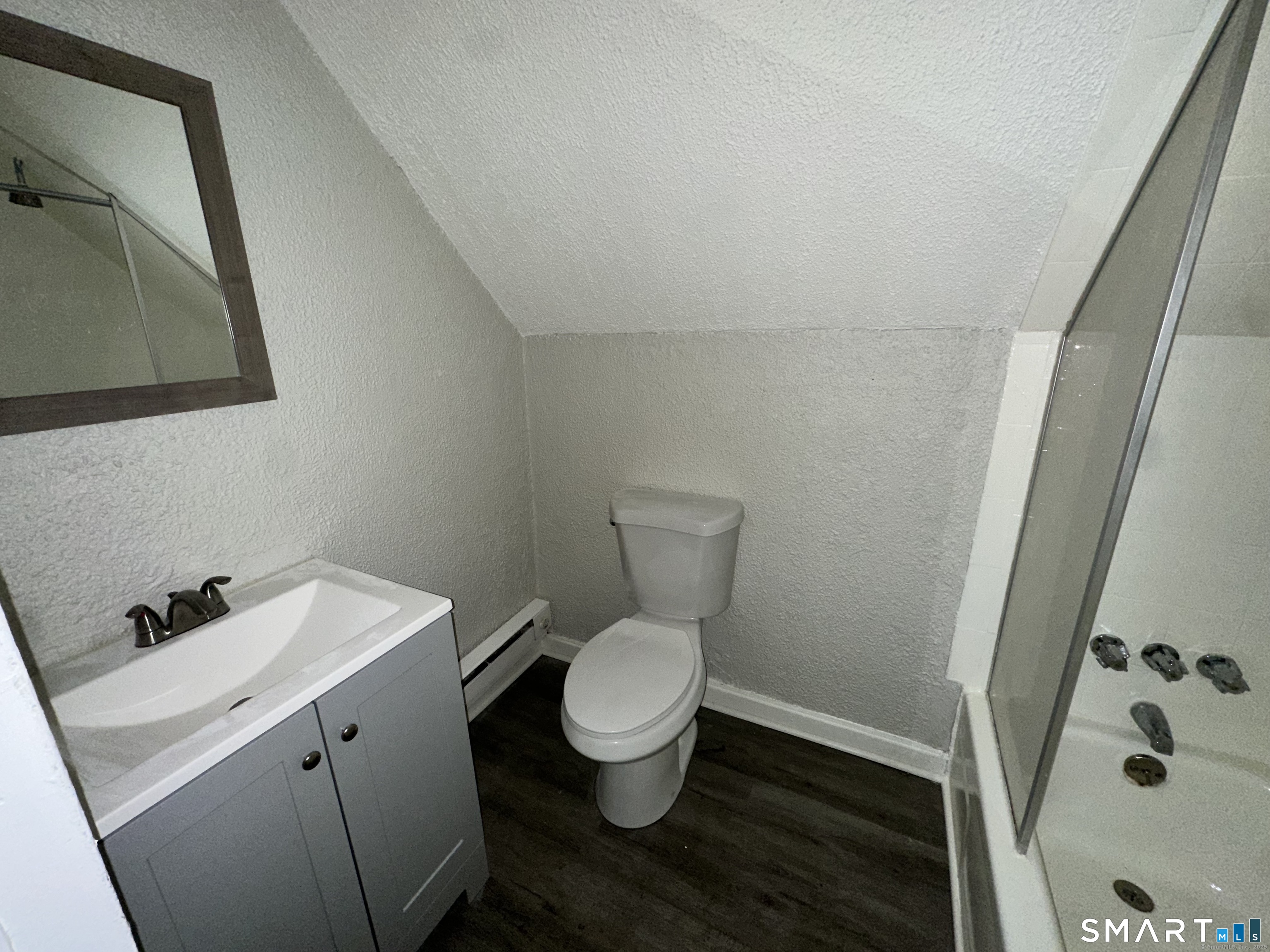 76-78 Sanford Avenue Unit: 3rd Fl
