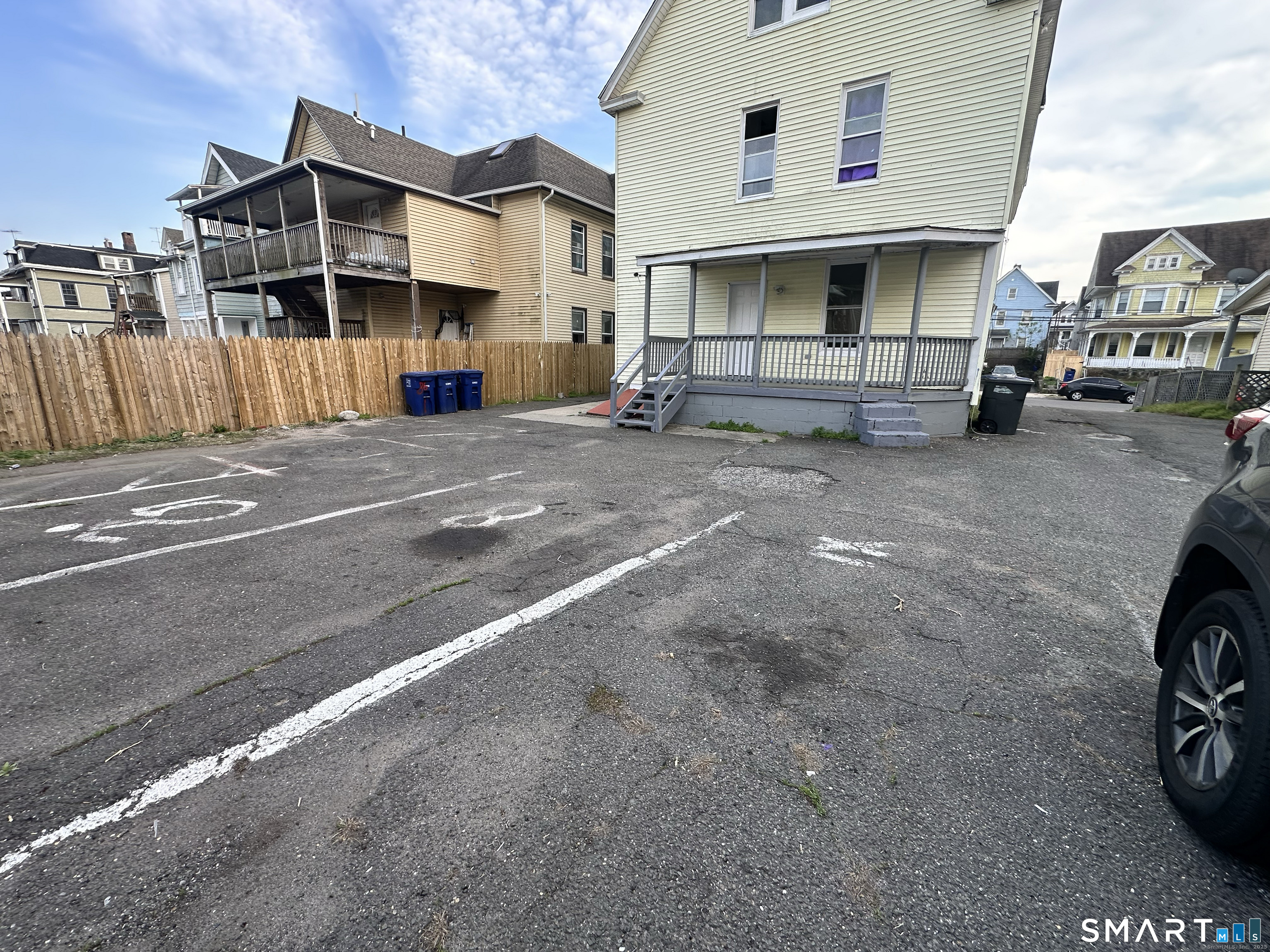 76-78 Sanford Avenue Unit: 3rd Fl