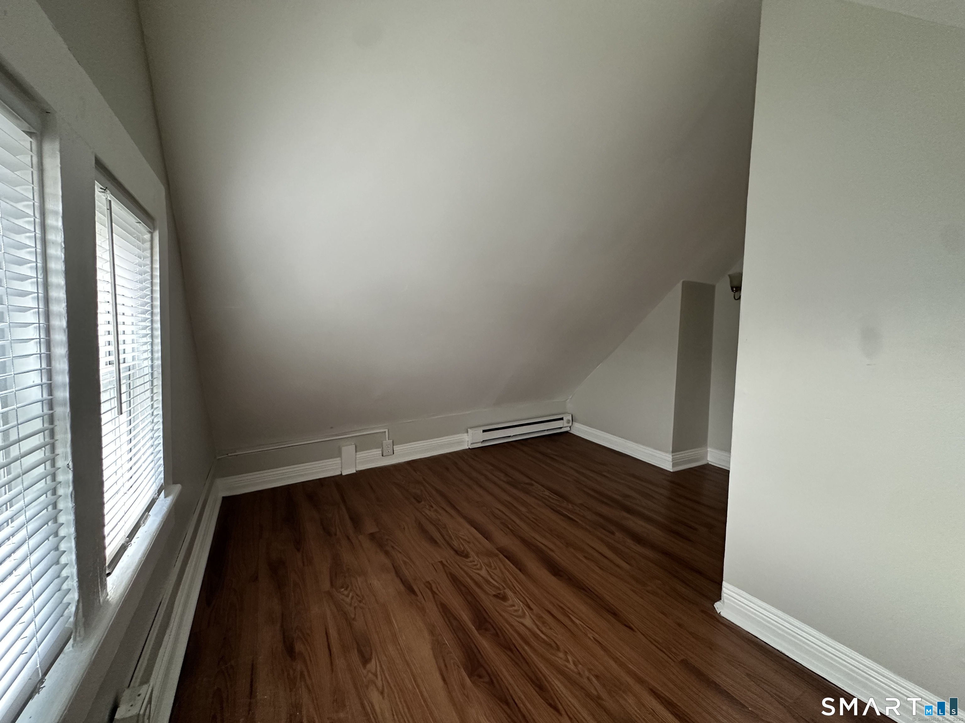 76-78 Sanford Avenue Unit: 3rd Fl