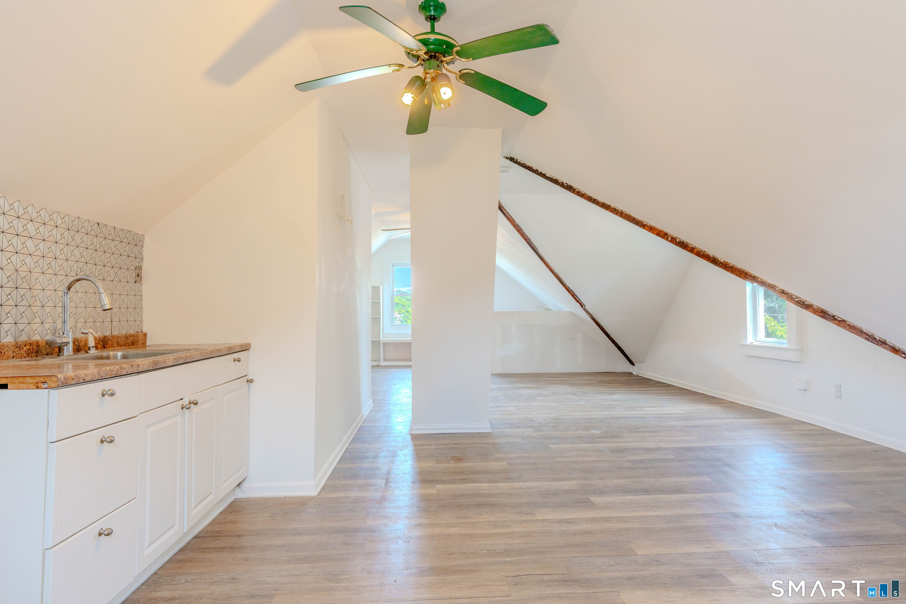 53-55 Davis Avenue Unit: B