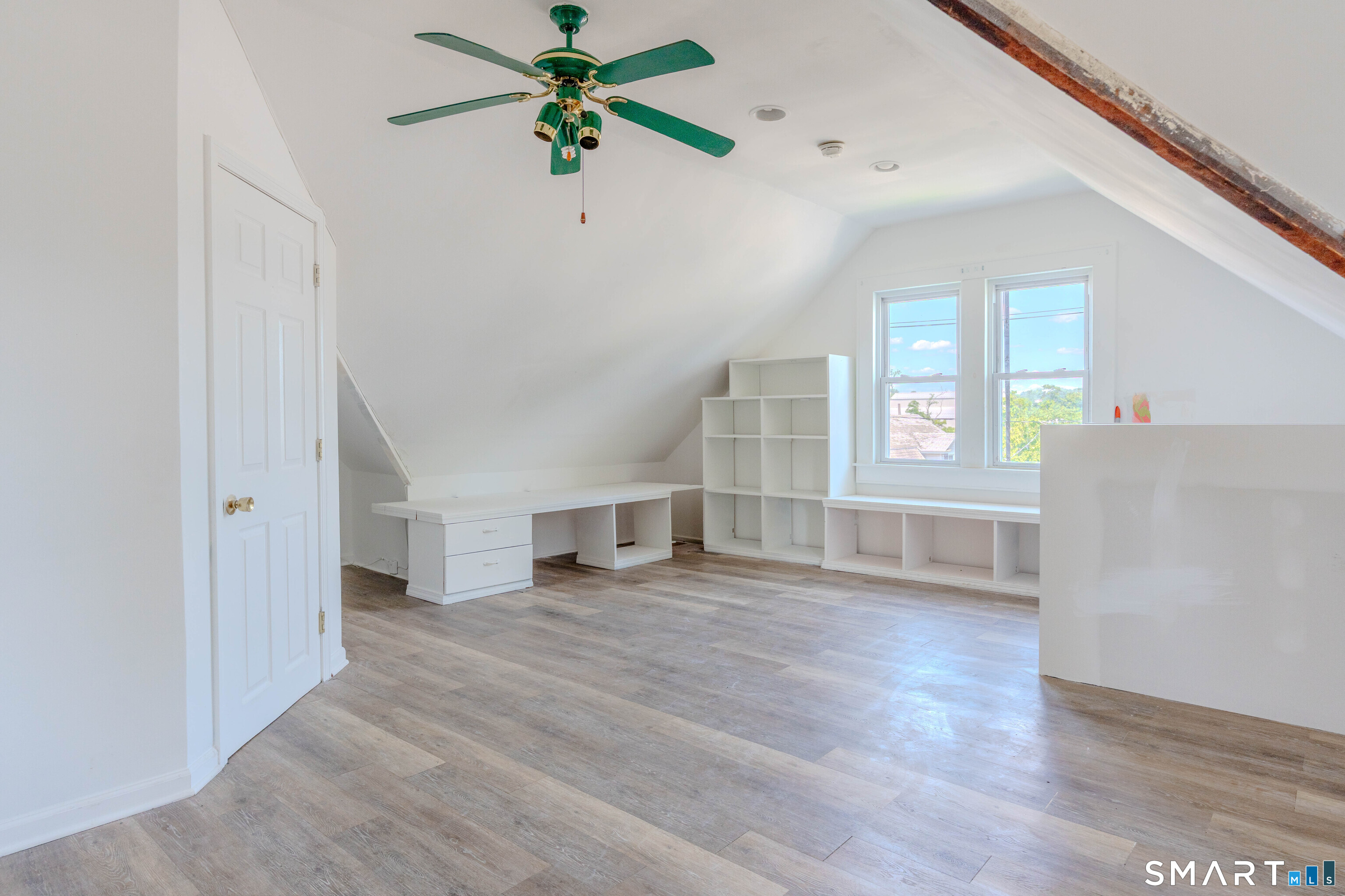 53-55 Davis Avenue Unit: B
