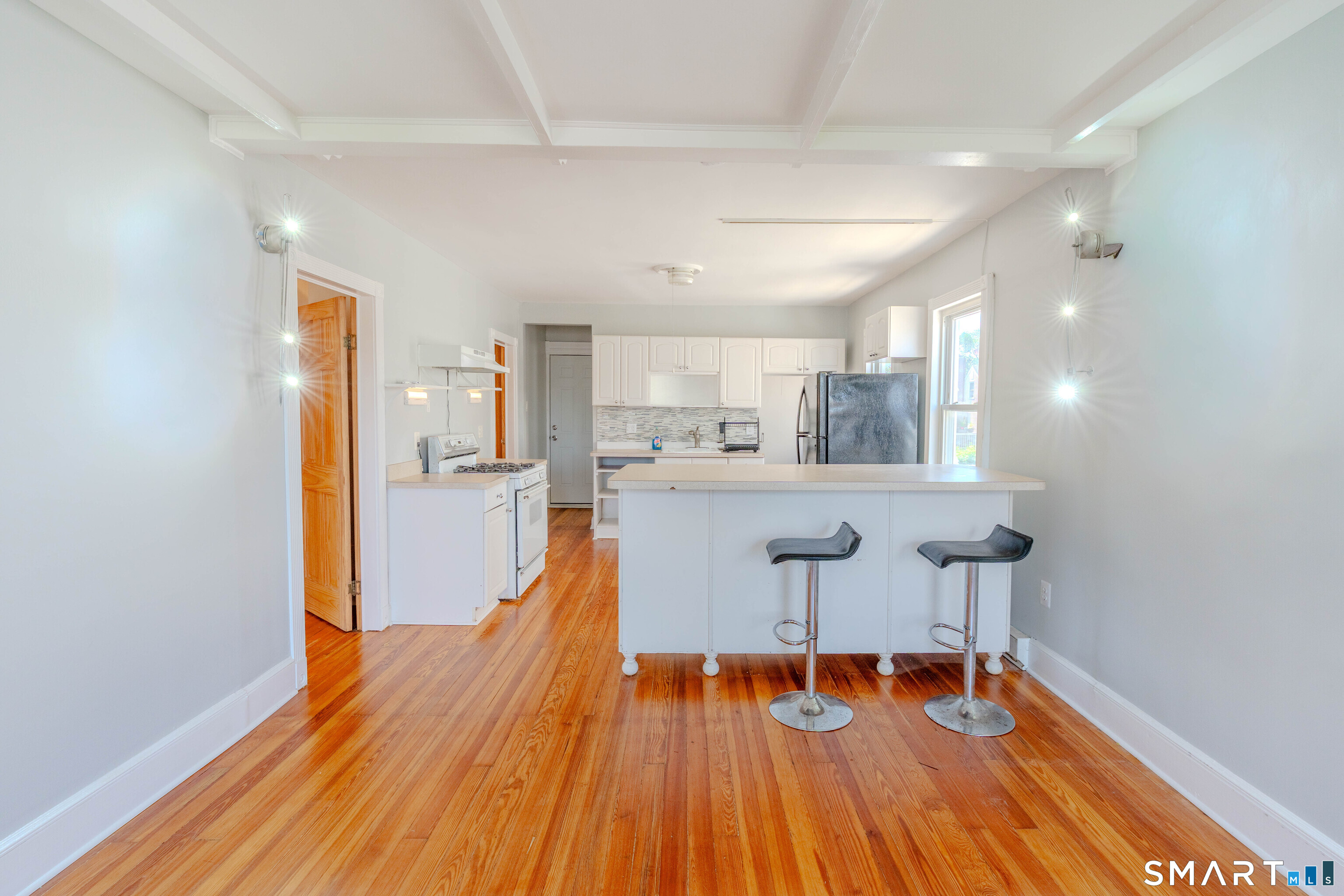 53-55 Davis Avenue Unit: B