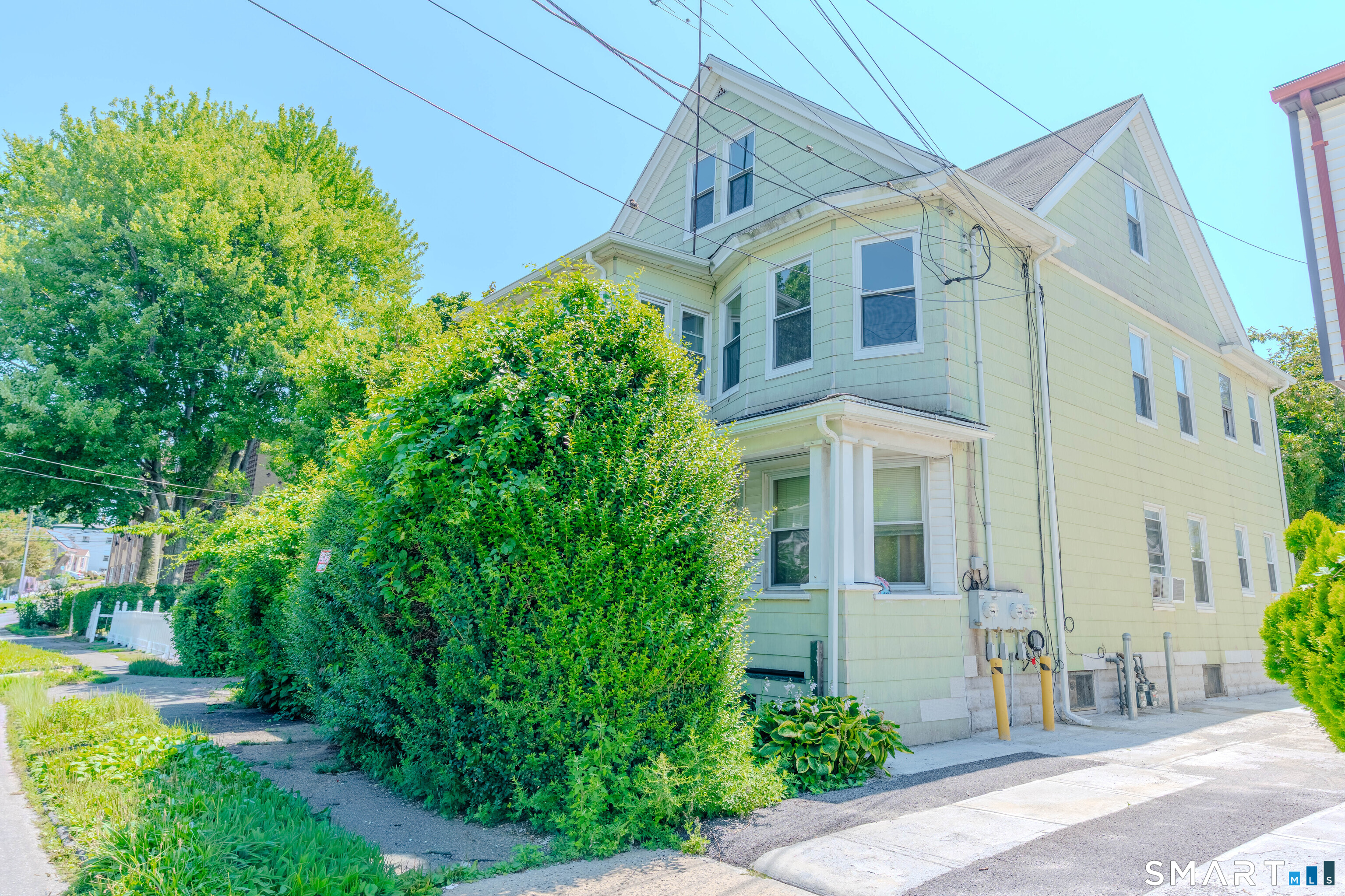 53-55 Davis Avenue Unit: B