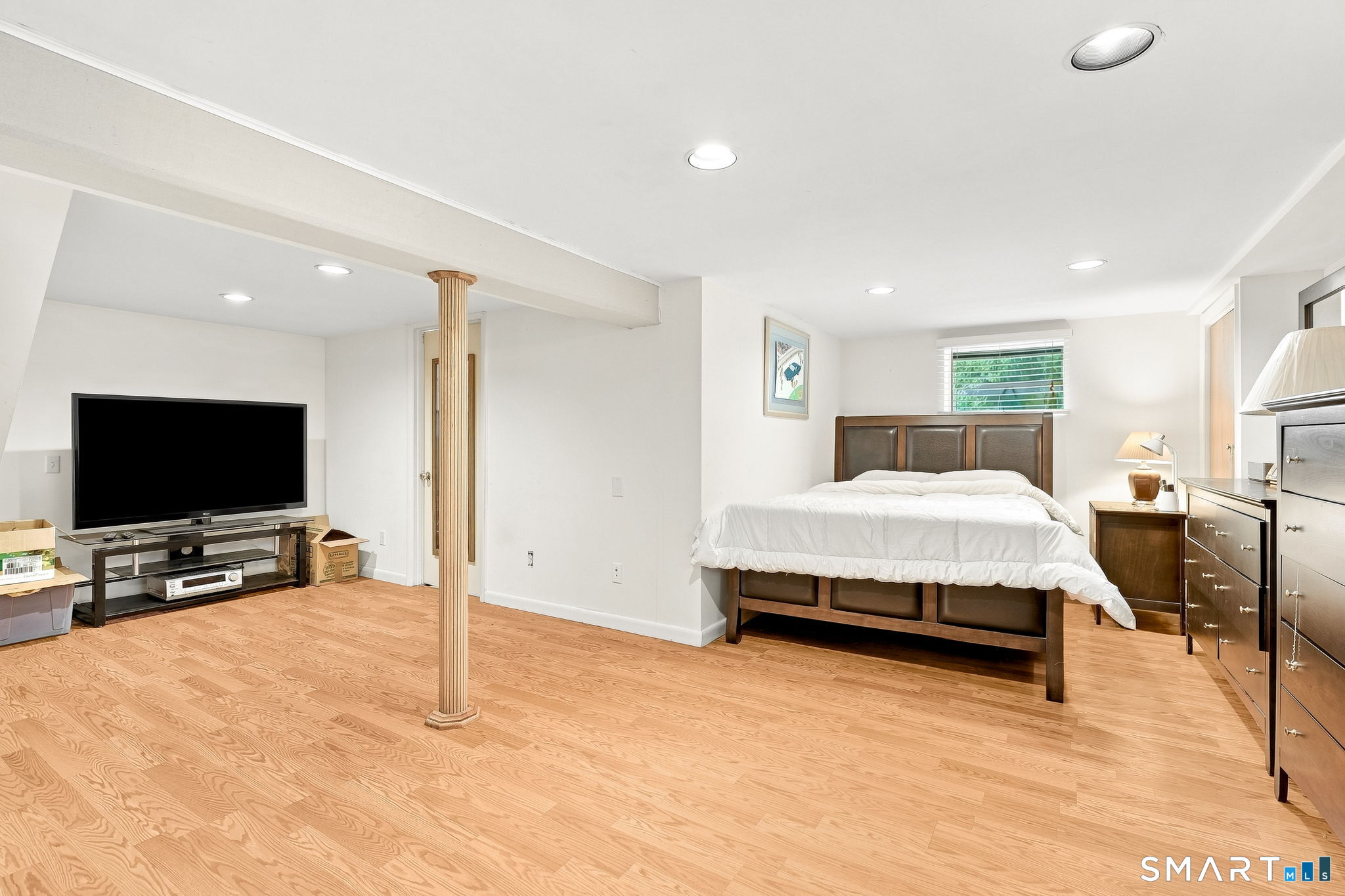 28 Ridgewood Avenue