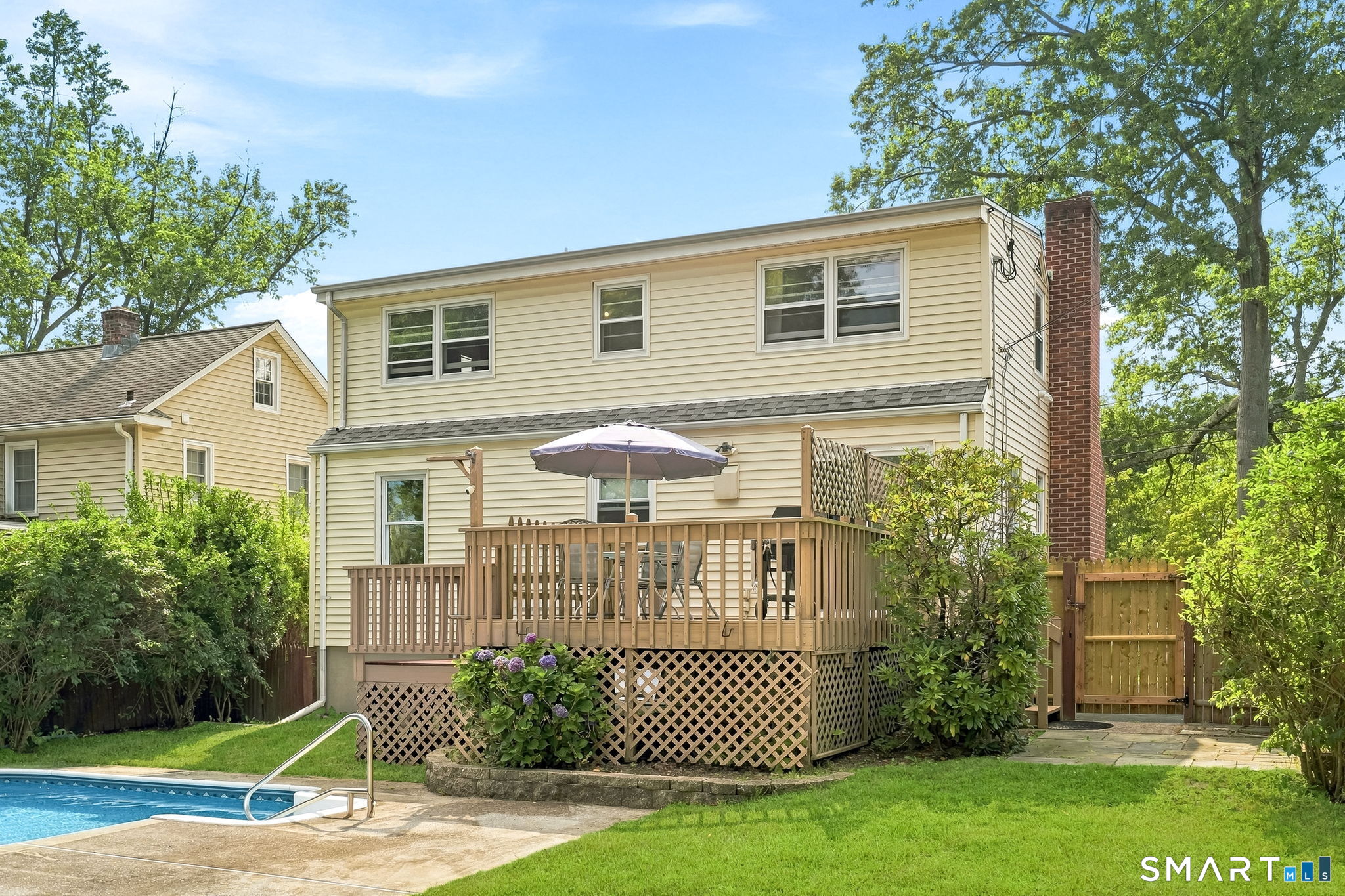 28 Ridgewood Avenue