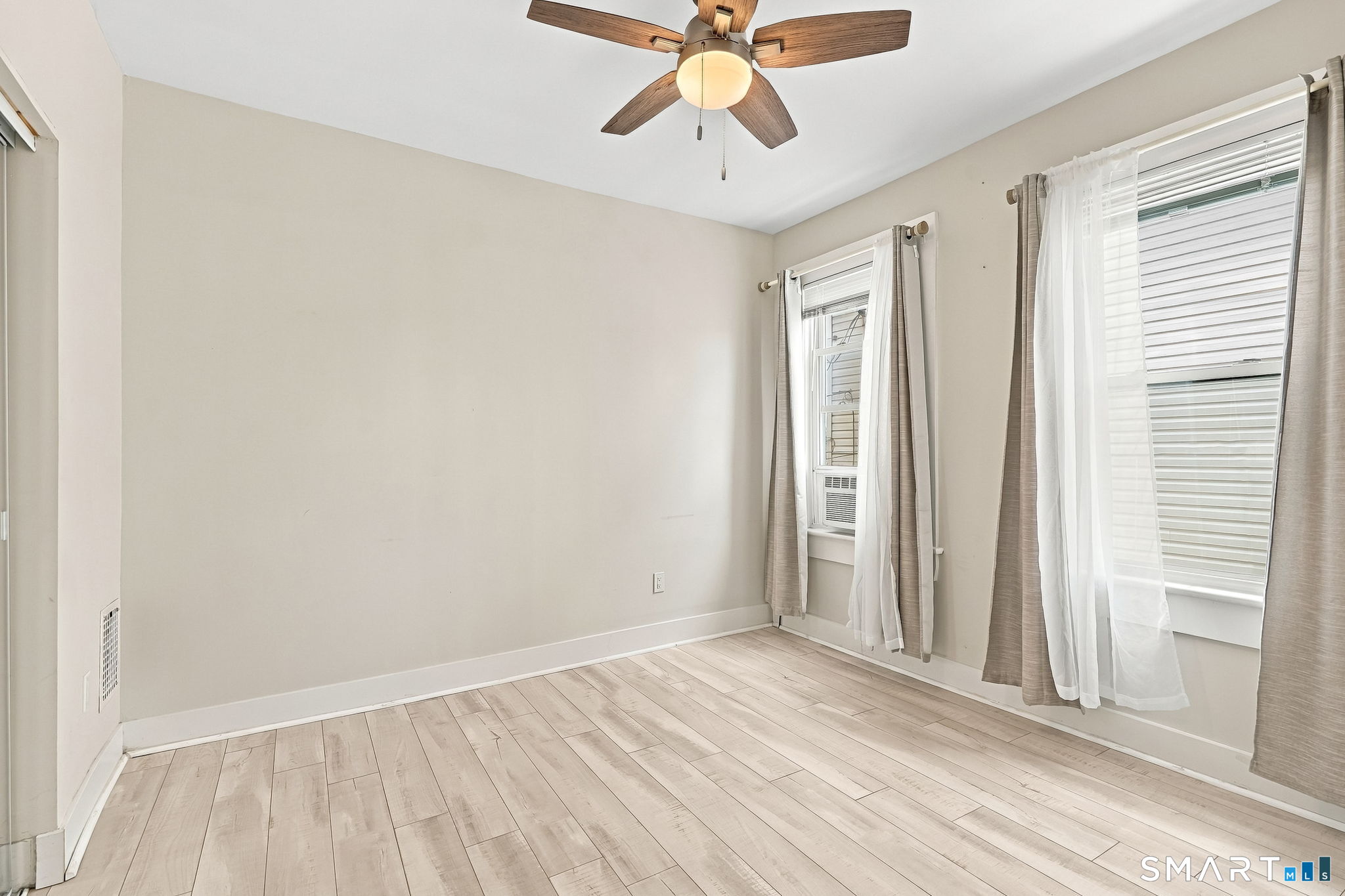 97-99 Fairview Avenue Unit: 1