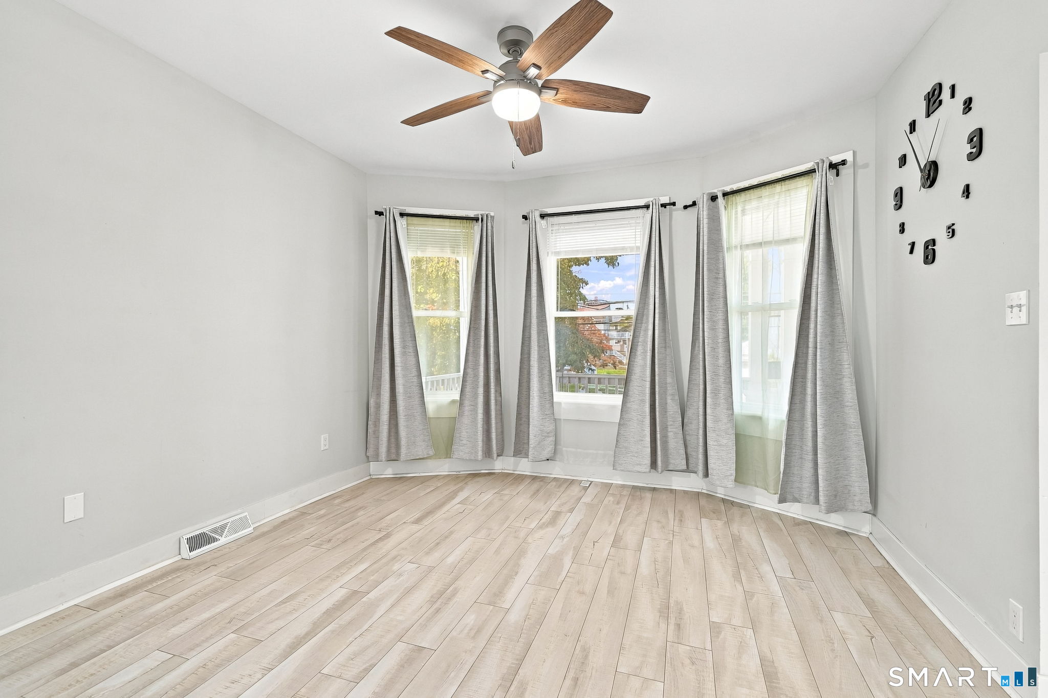 97-99 Fairview Avenue Unit: 1