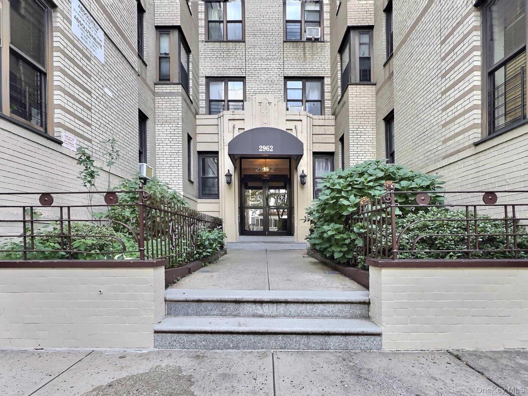 2962 Decatur Avenue Unit: 3G