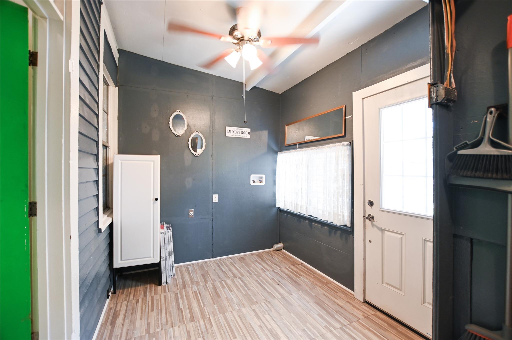 4009 Avenue O Unit: Front