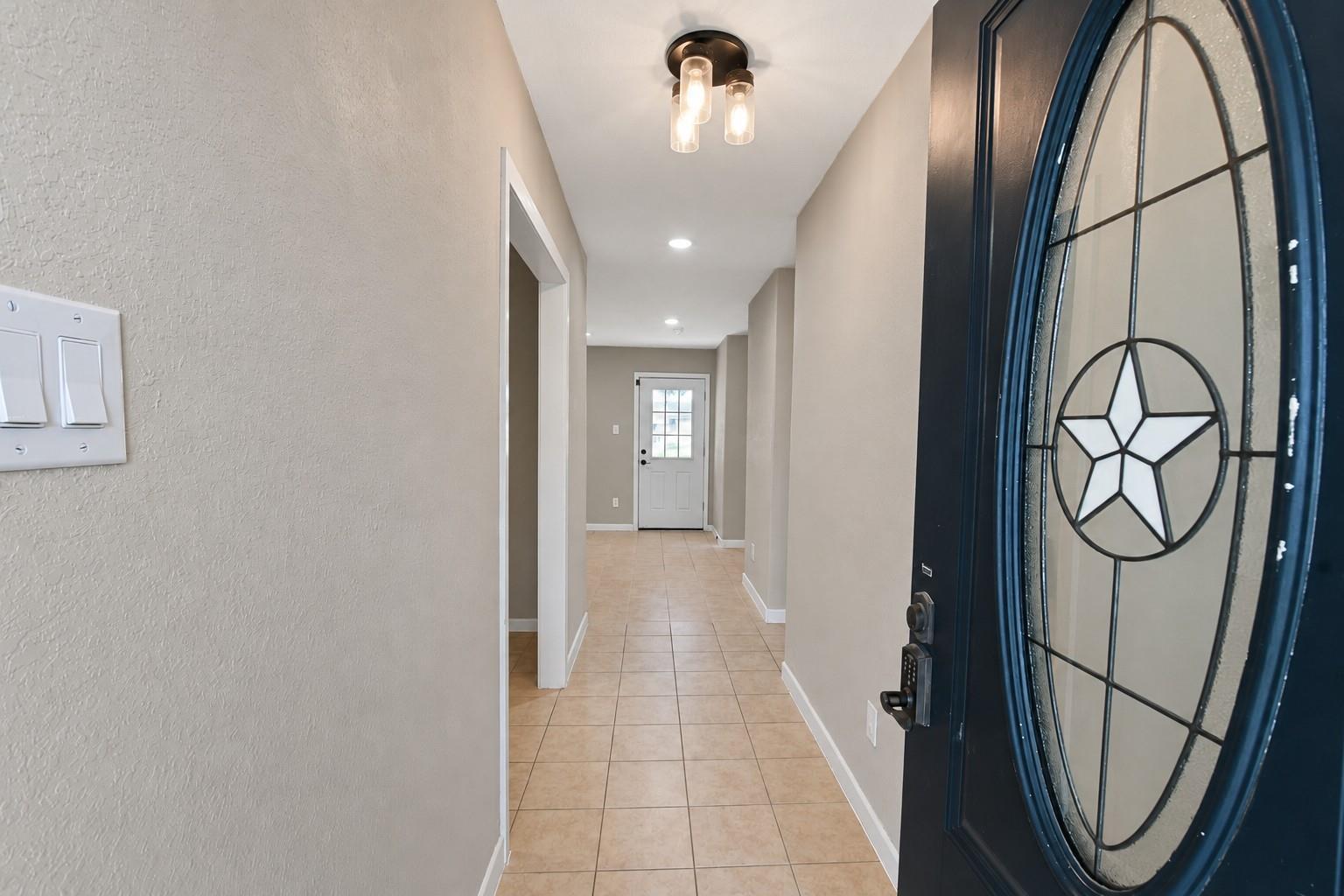 102 S Noble Road