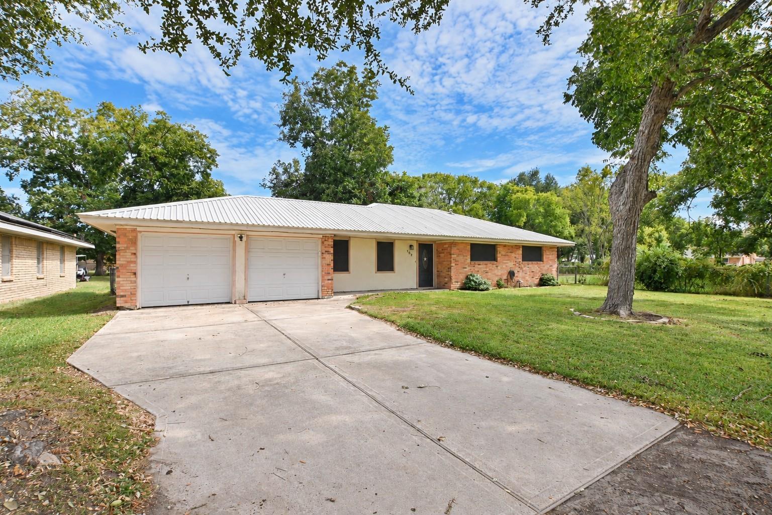 102 S Noble Road