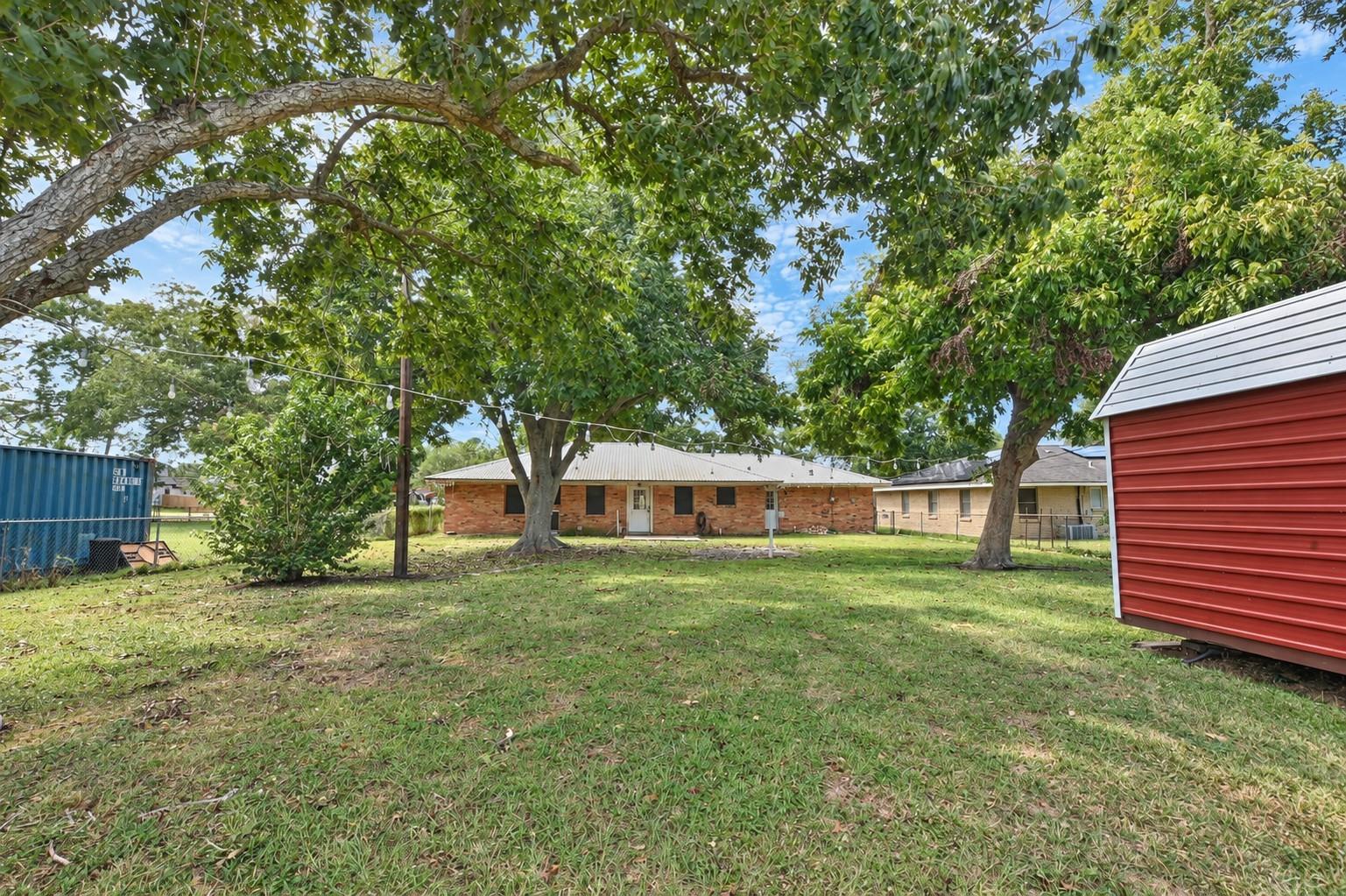 102 S Noble Road
