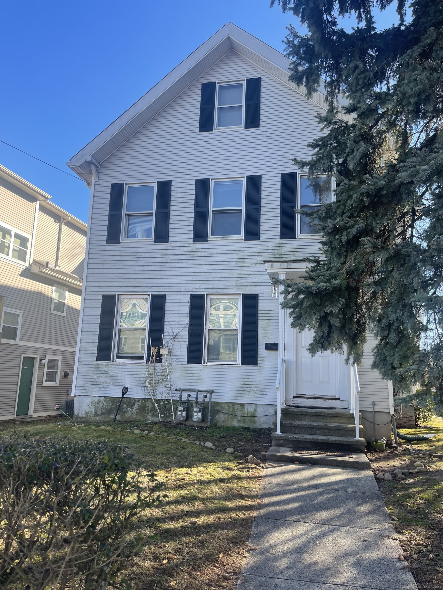 1012 Whalley Avenue 1