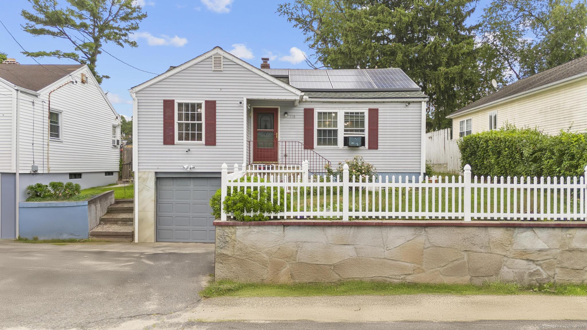 118 Pond Street