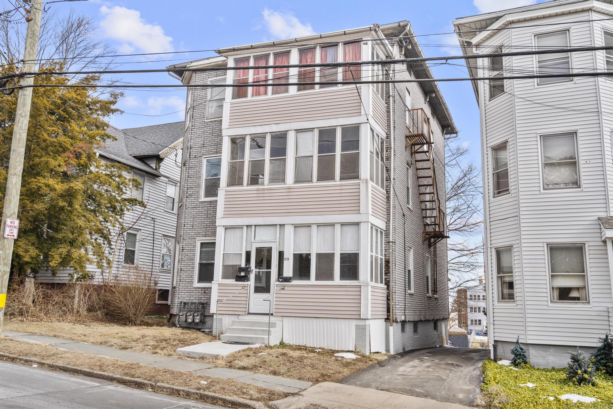 219 Curtis Street