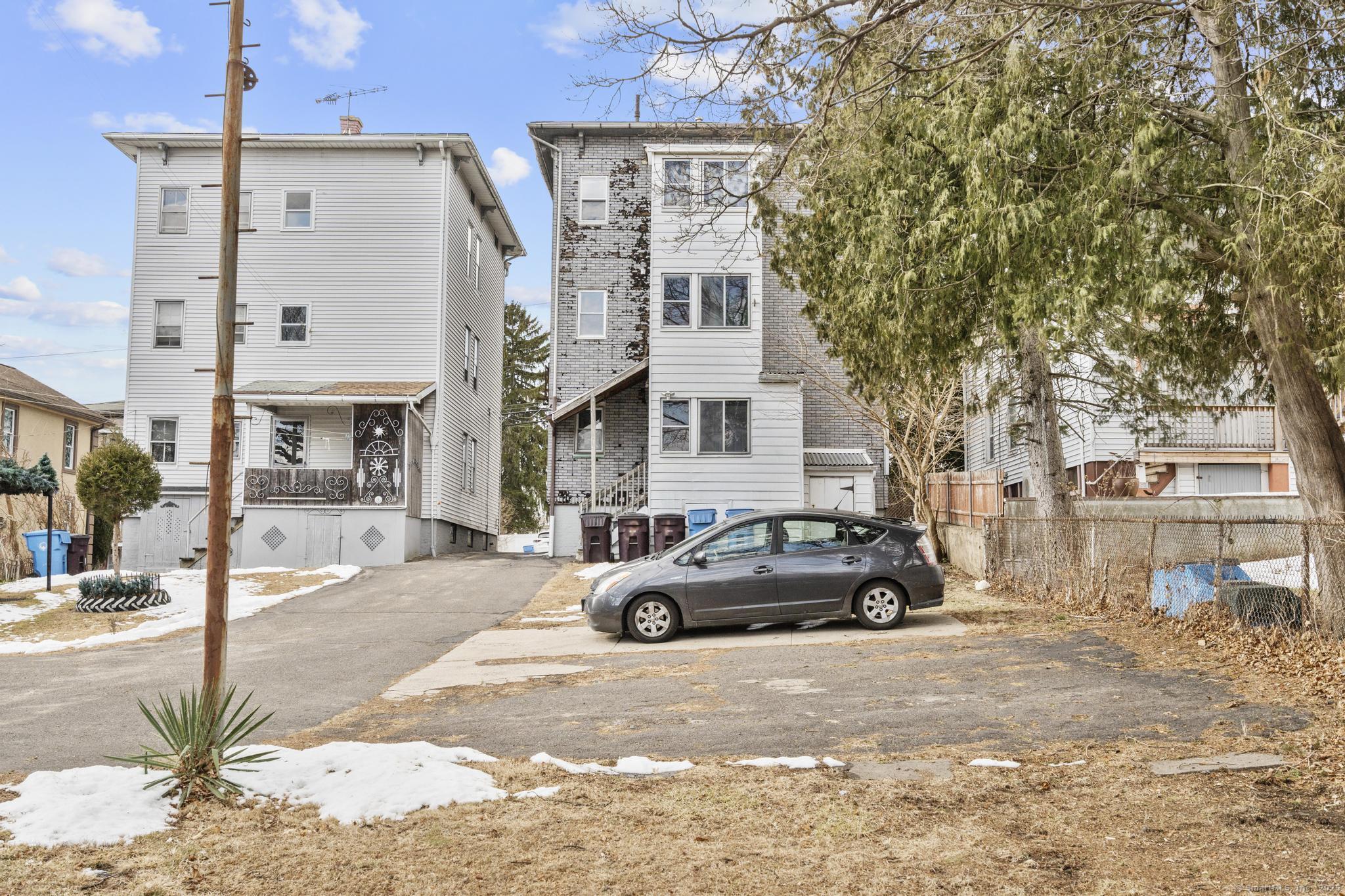 219 Curtis Street