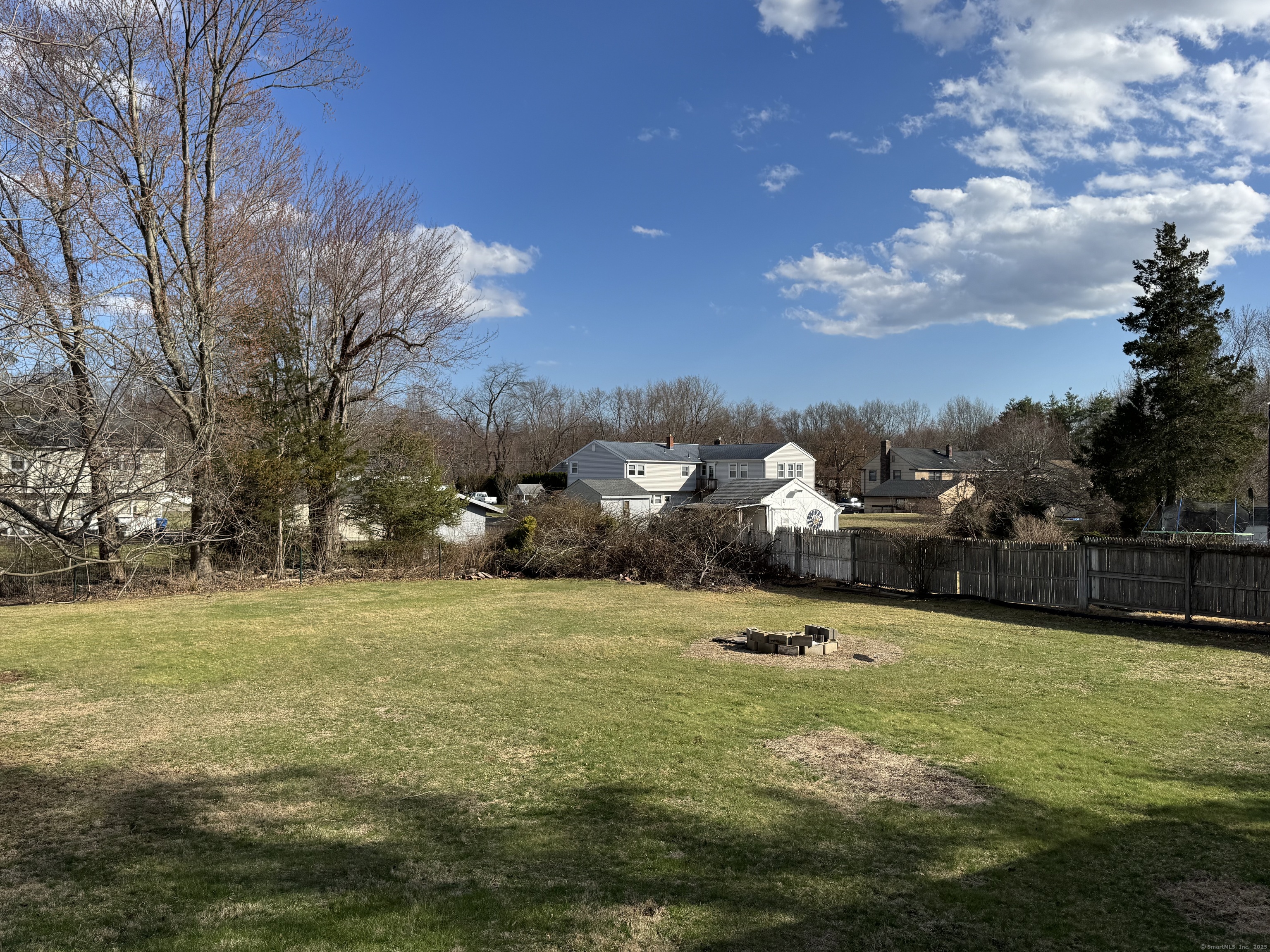 2057 Hartford Turnpike