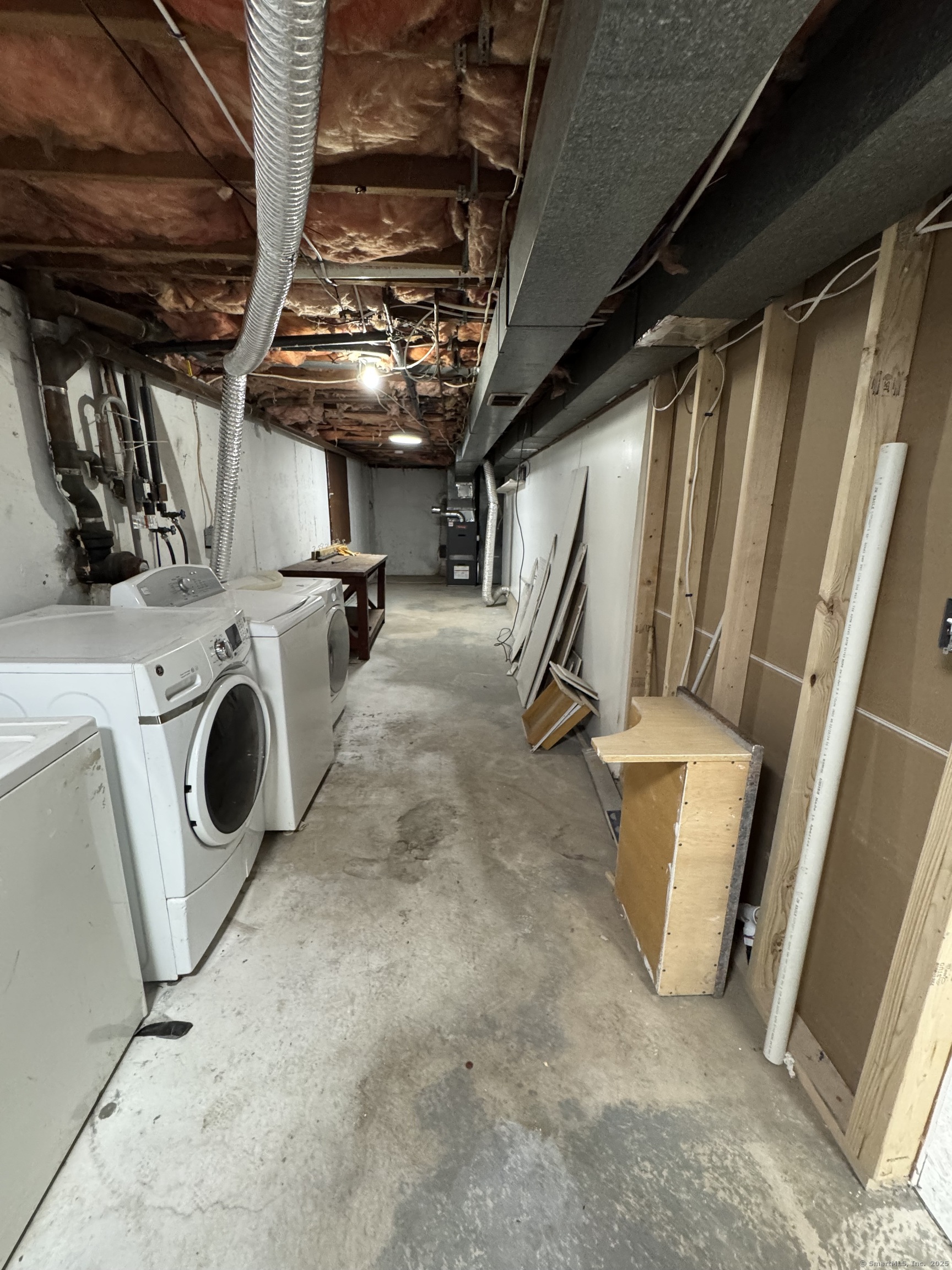 2057 Hartford Turnpike