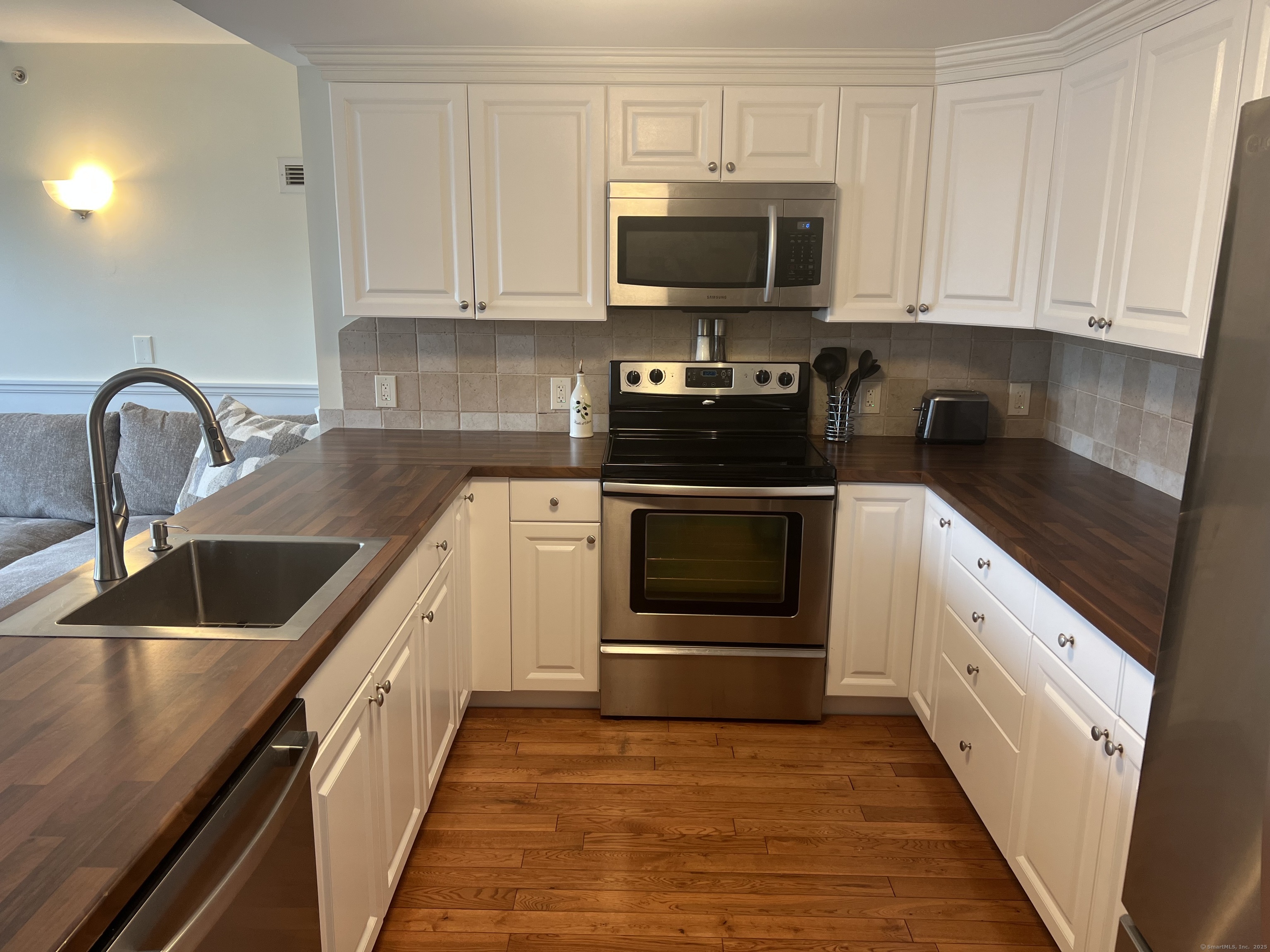 3250 Fairfield Avenue APT 200