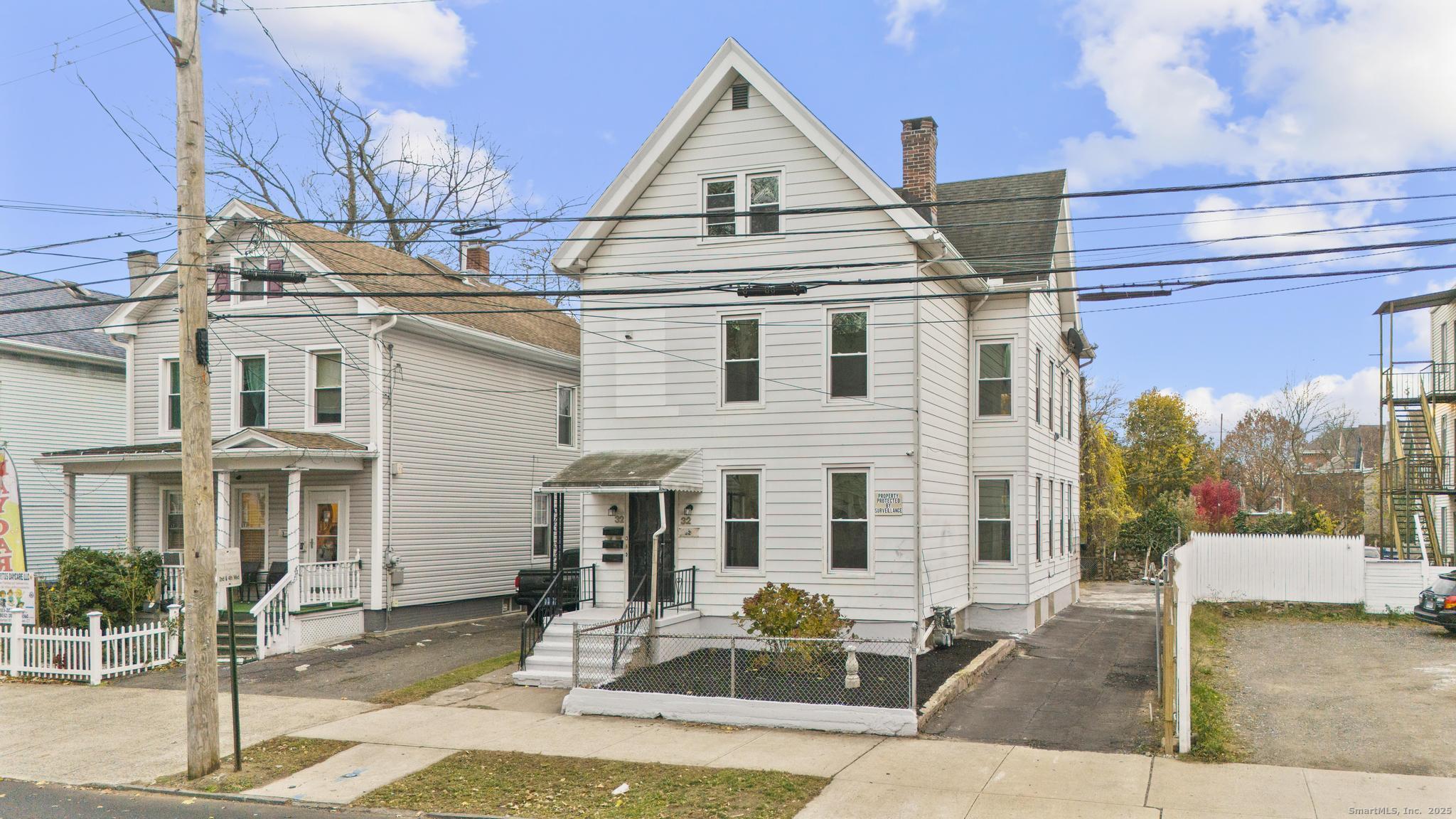 32 Lamberton Street