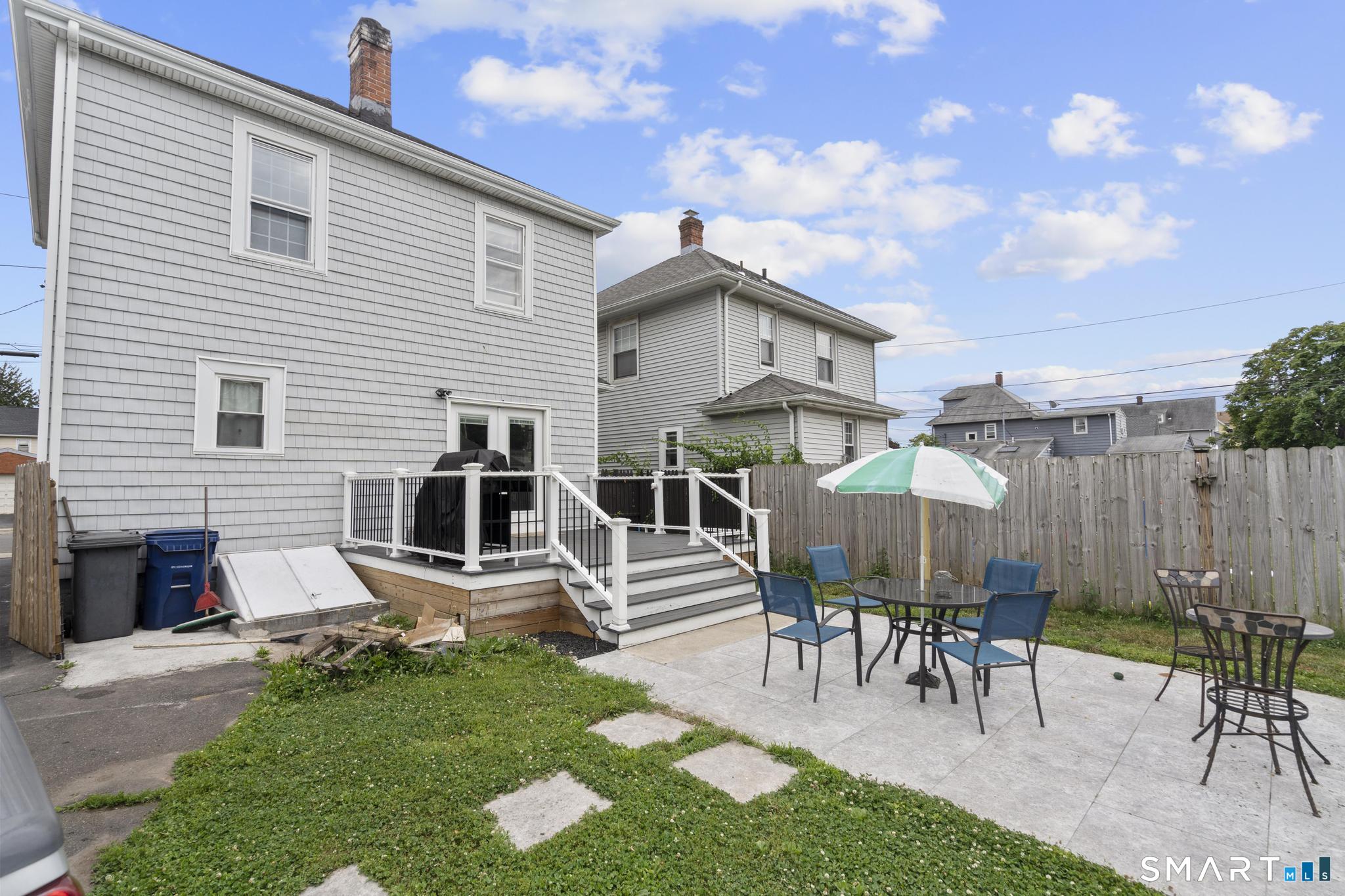 106 Peck Avenue
