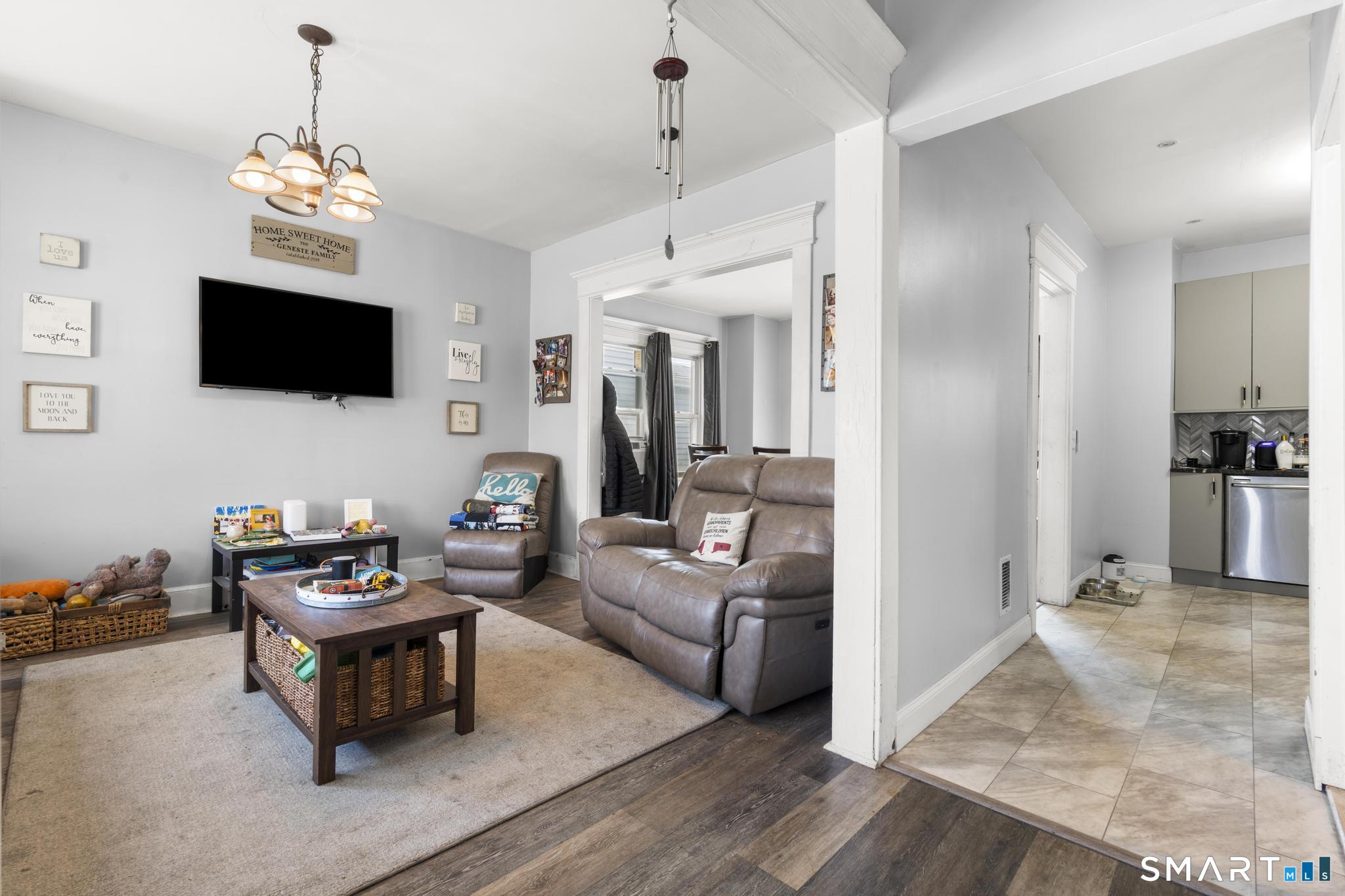 106 Peck Avenue