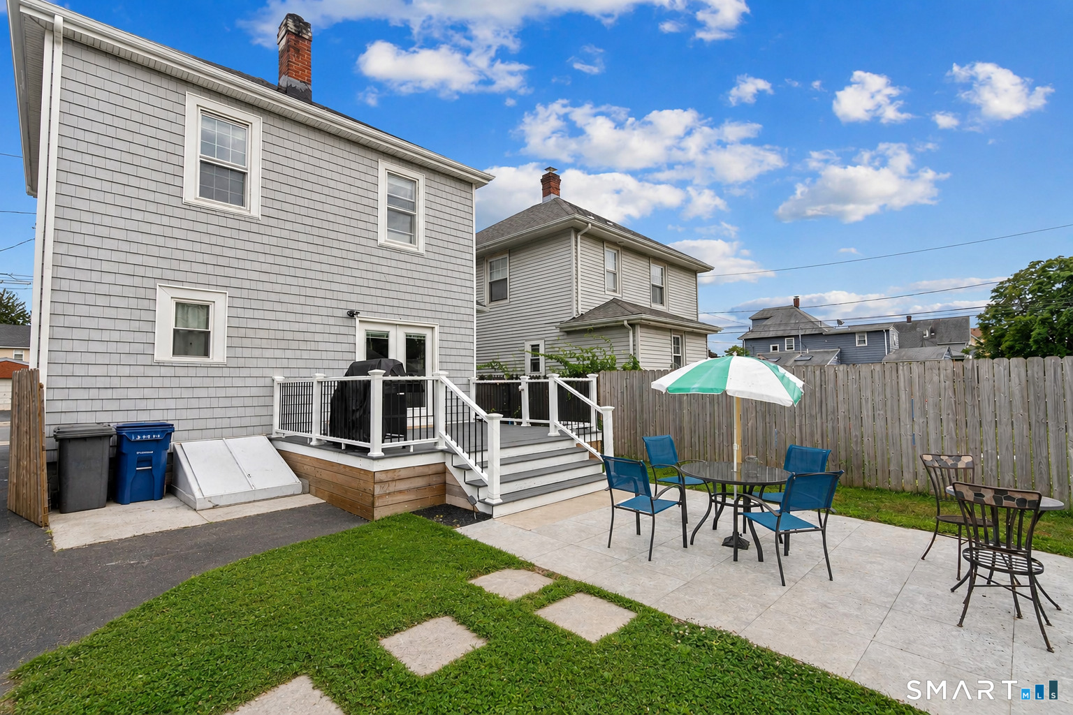 106 Peck Avenue