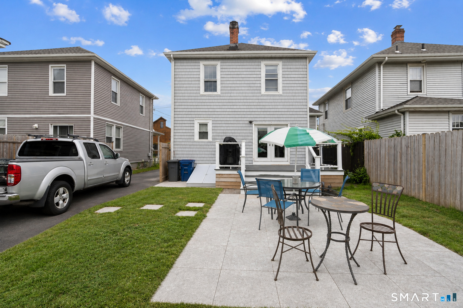 106 Peck Avenue