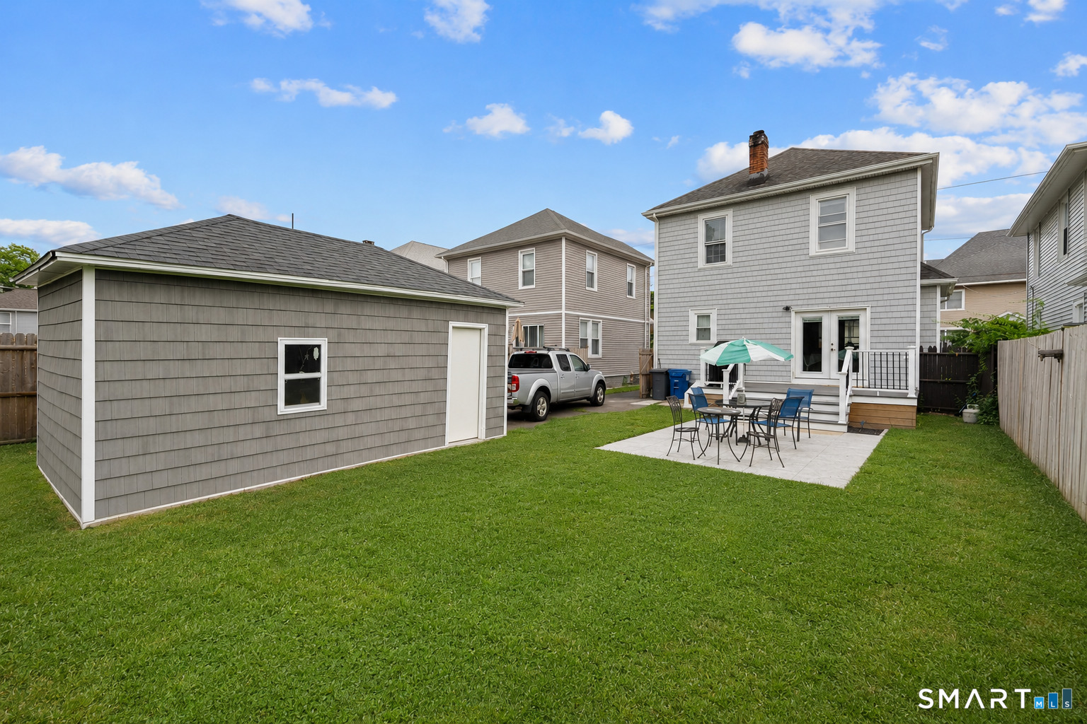106 Peck Avenue