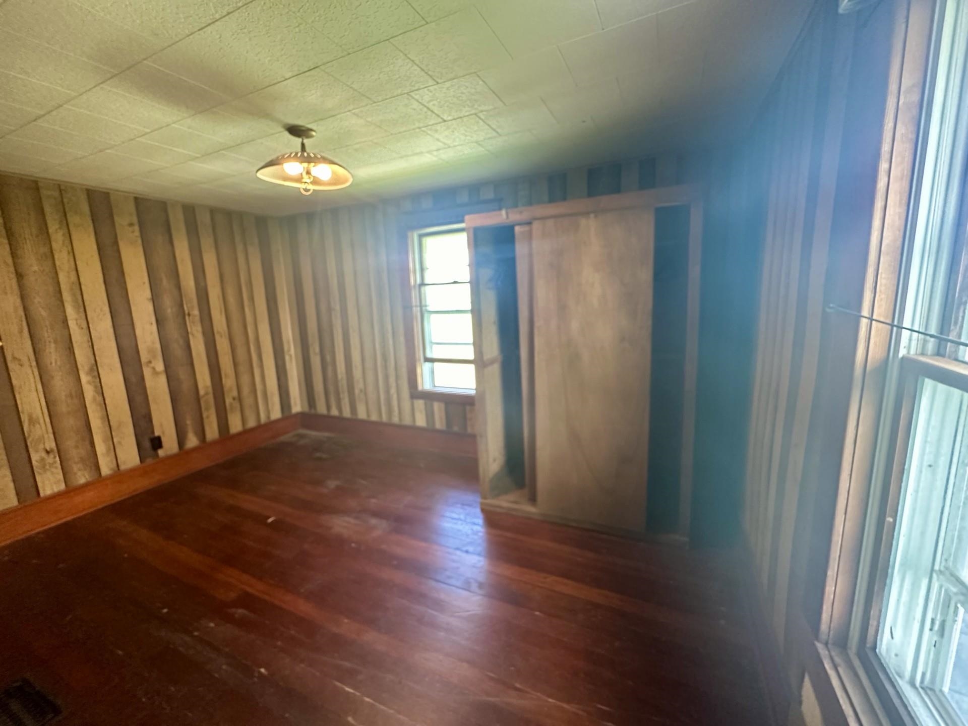 W1489 County Road Z