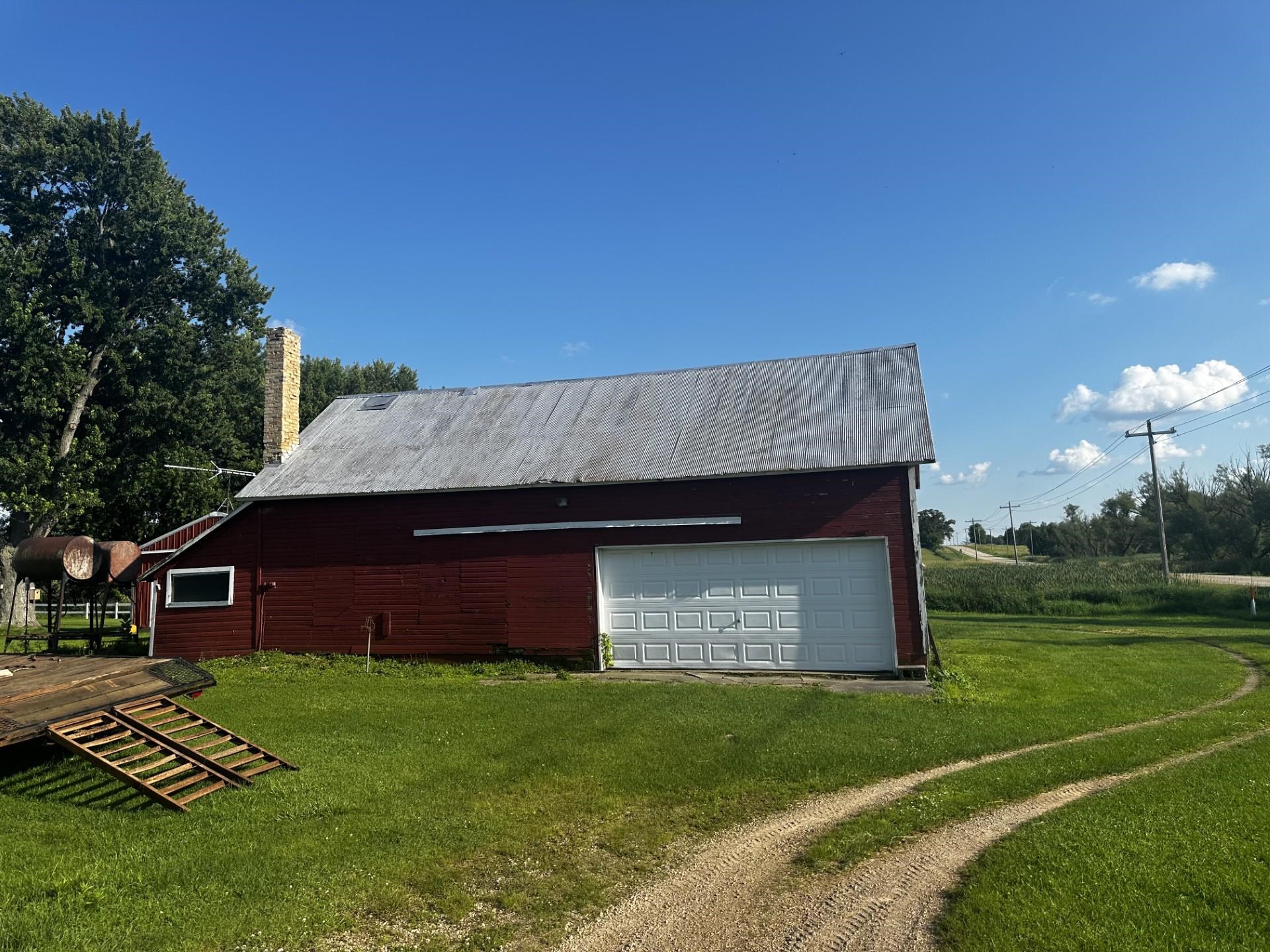 W1489 County Road Z
