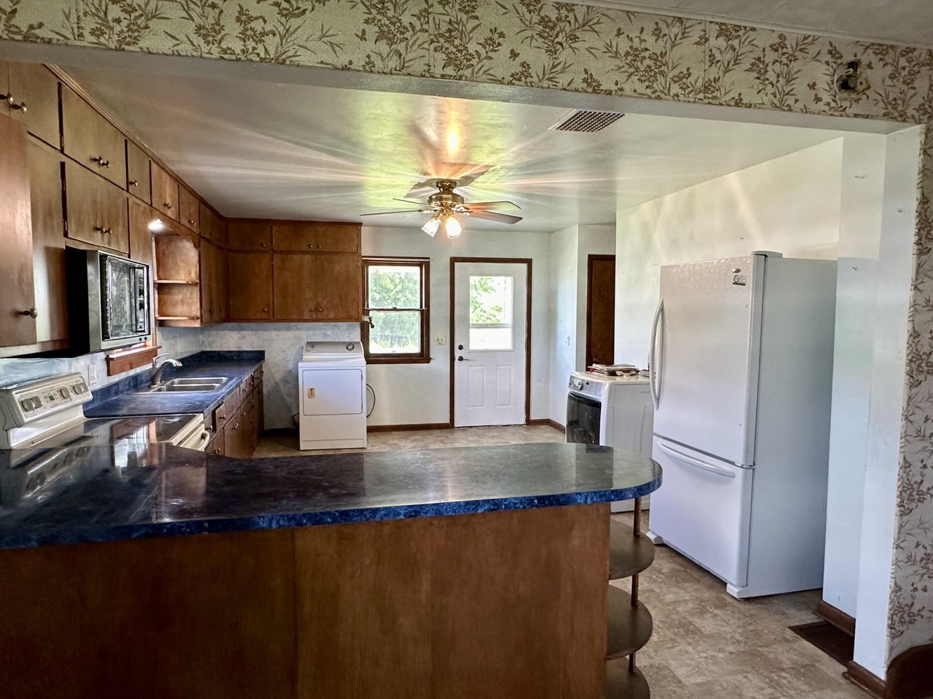 W1489 County Road Z