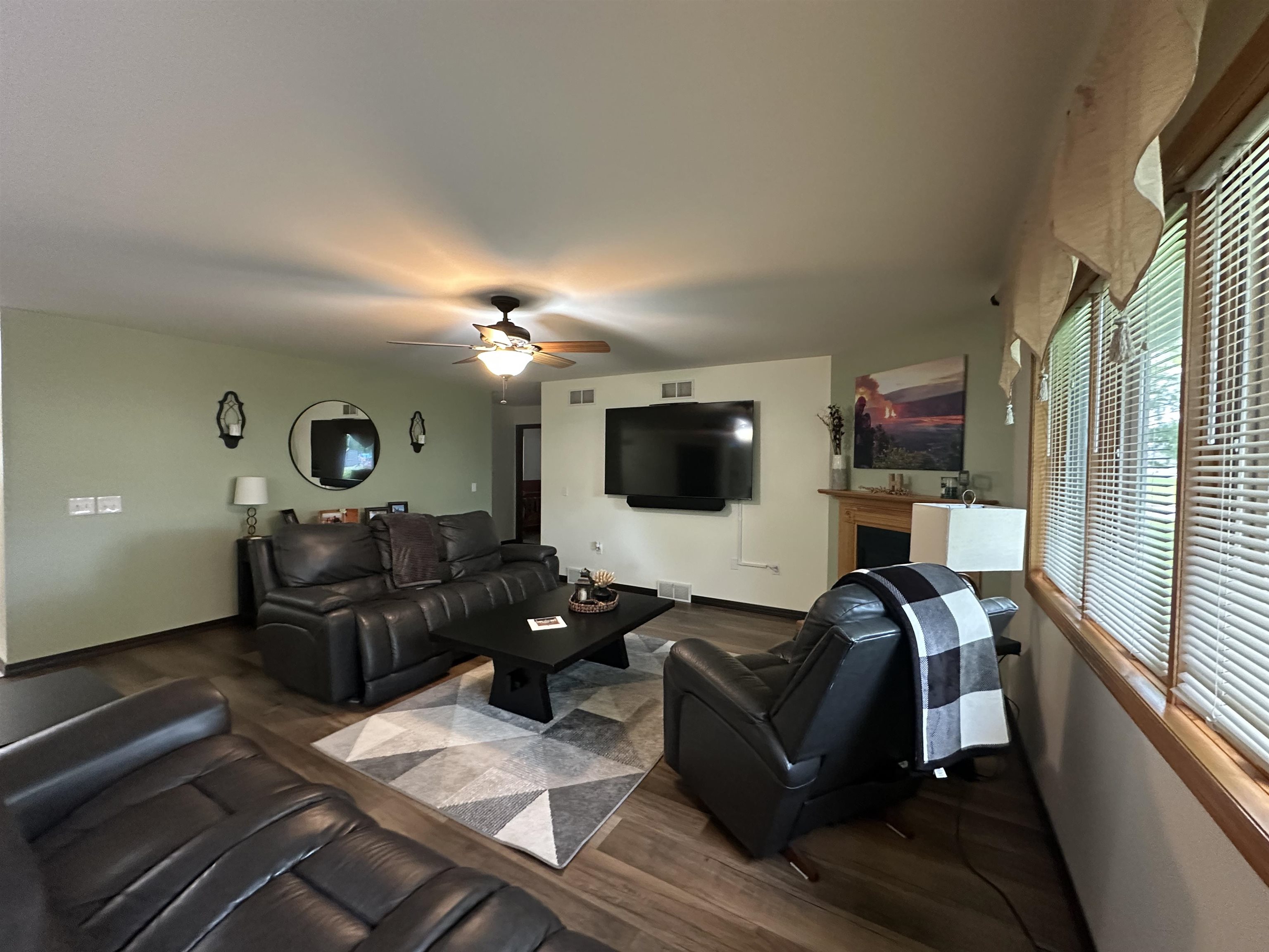 140 Anna Circle