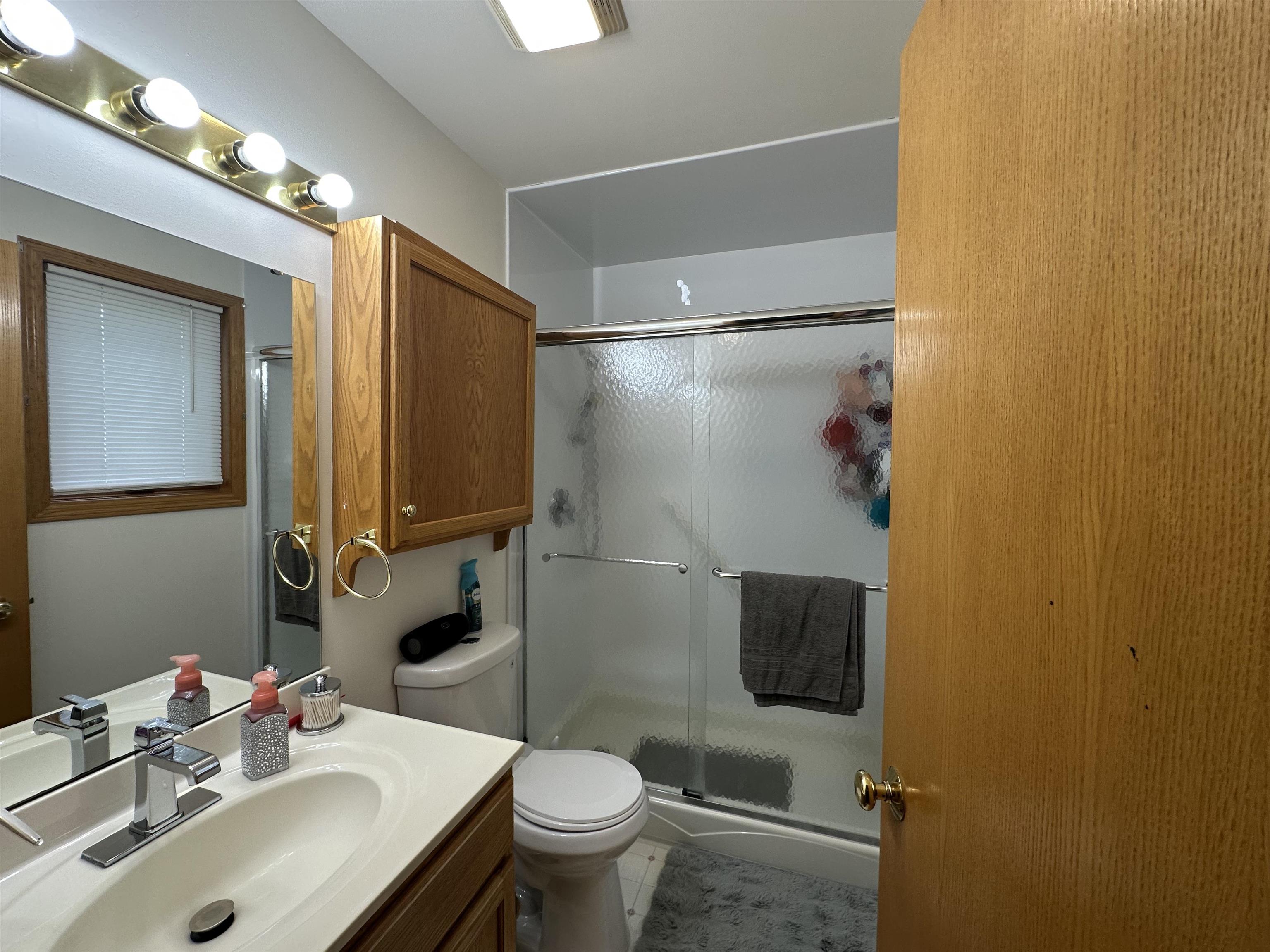 140 Anna Circle