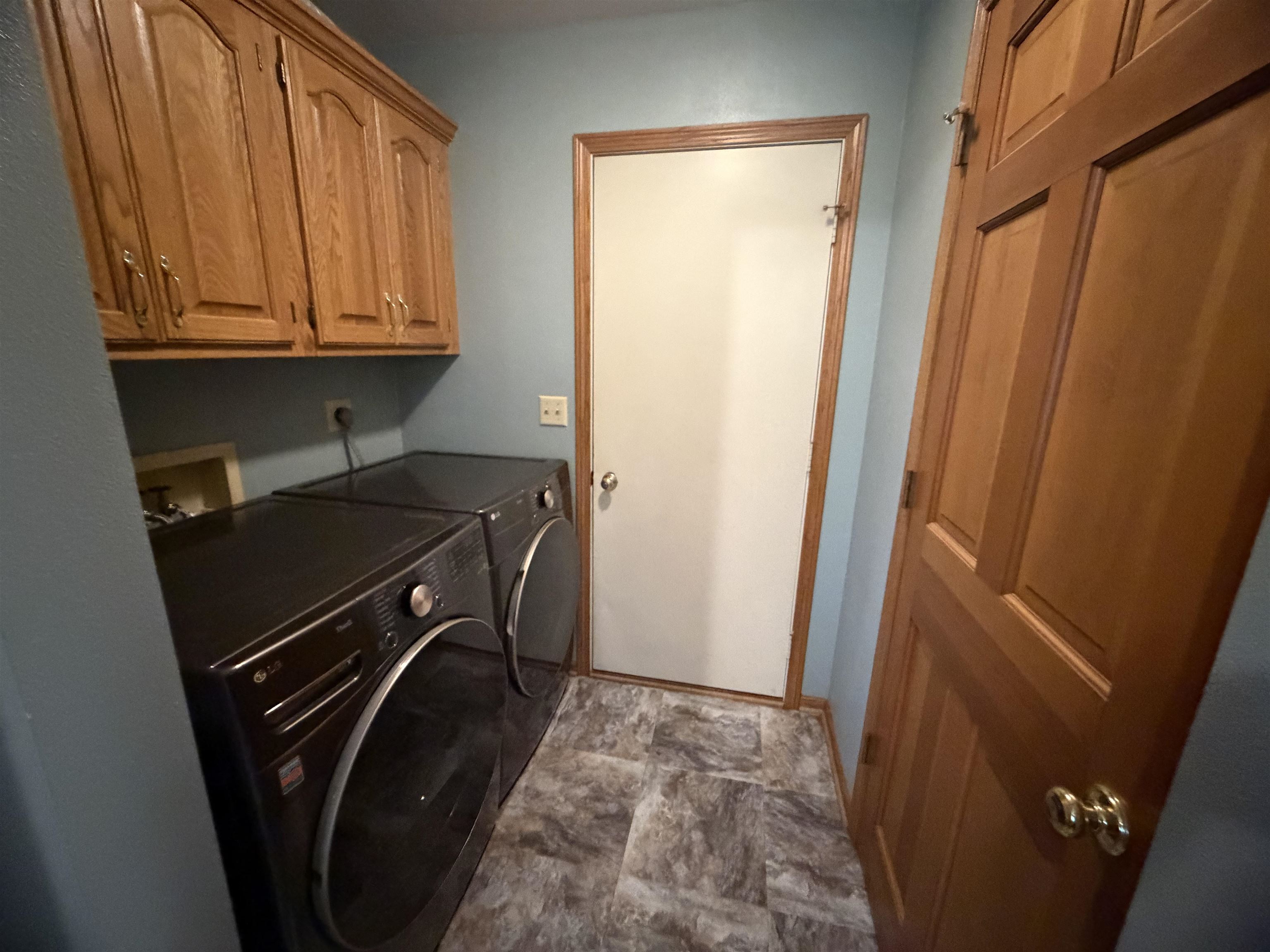906 Prospect Avenue