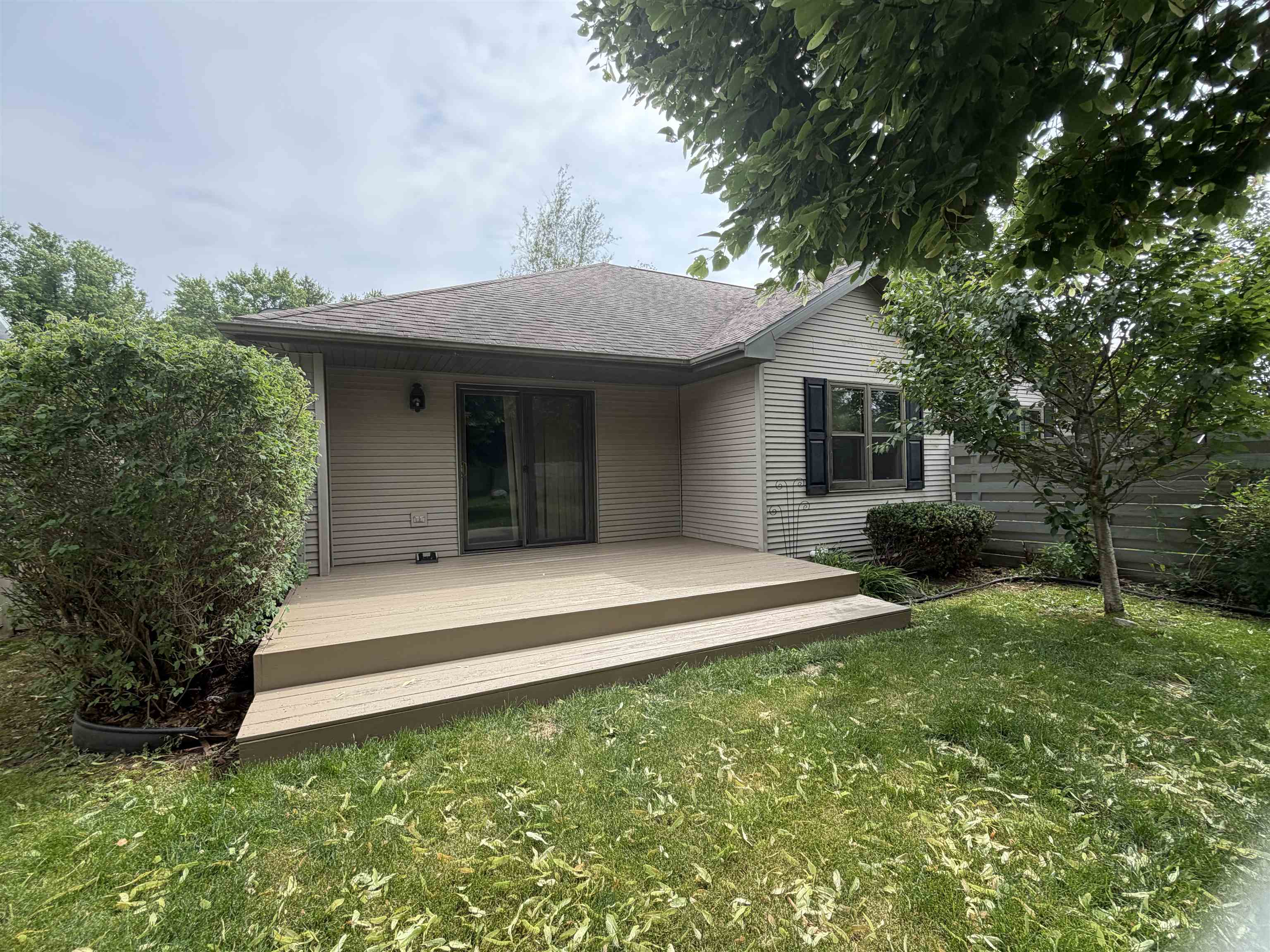 906 Prospect Avenue