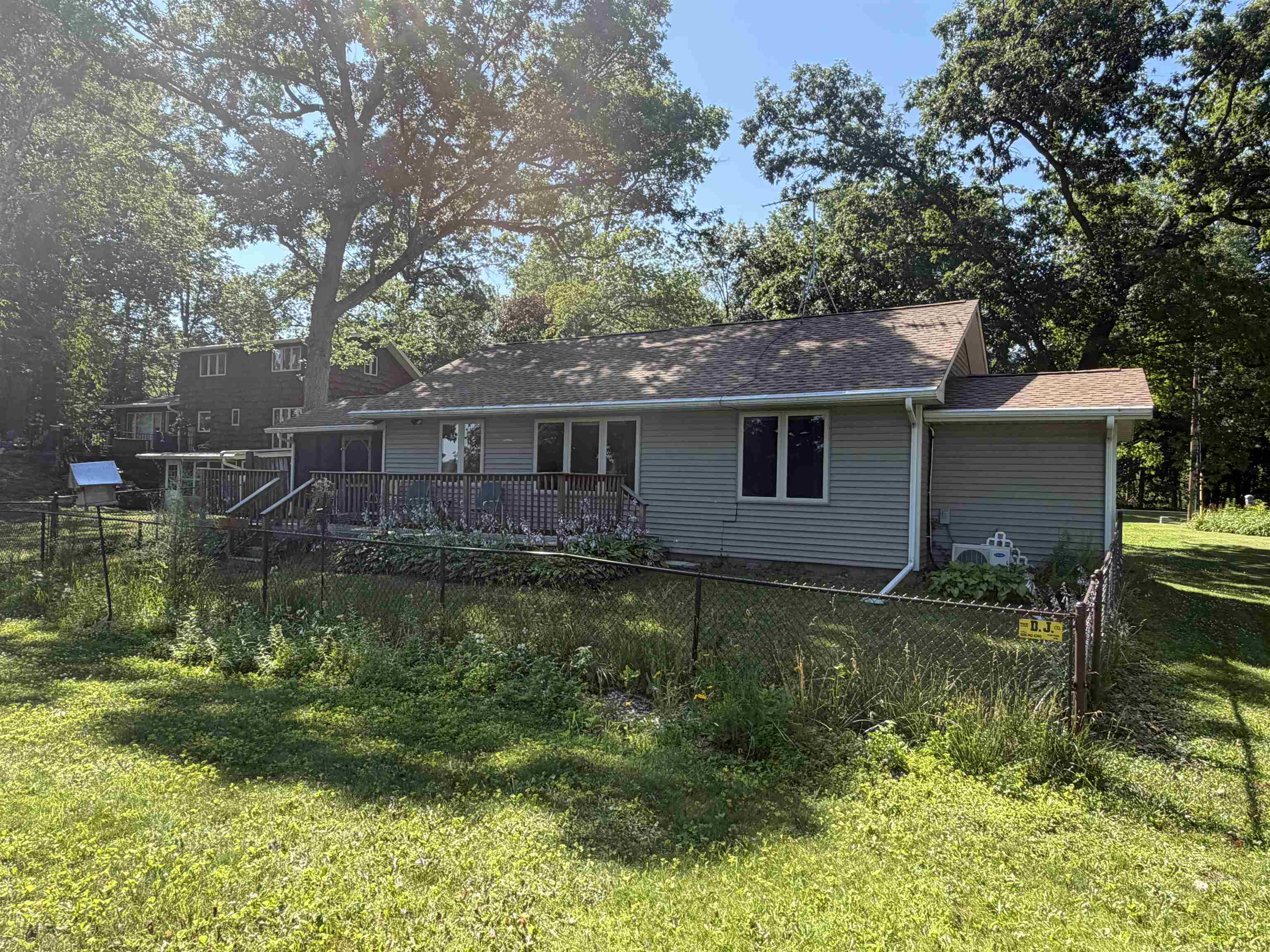 W723 Oak Shore Drive